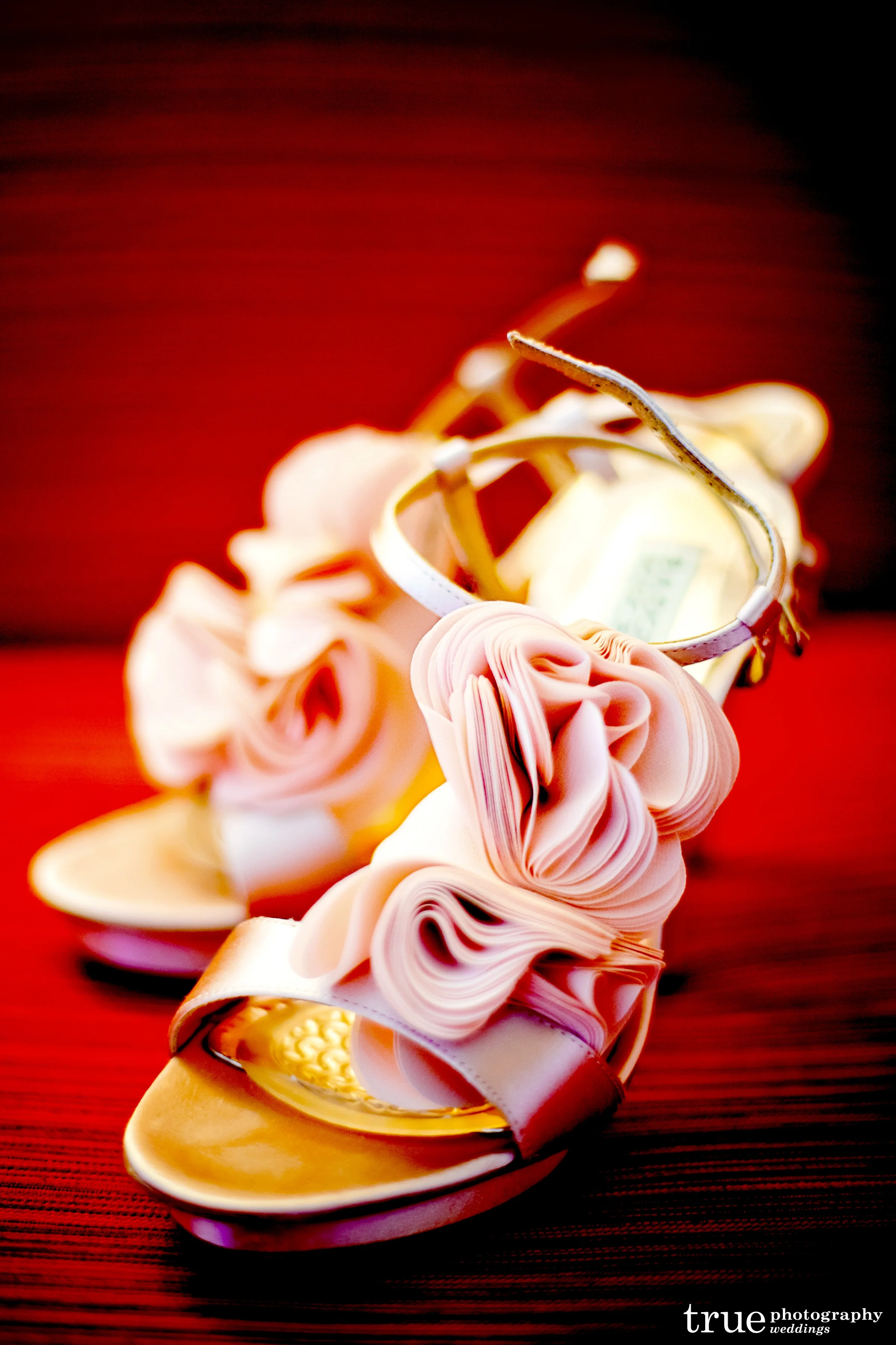  skyboxeventproductions.com | San Diego Weddings | Southern California Wedding Planner and Designer | Skybox Event Productions | True Photography | Wedding at Admiral Kidd Club 