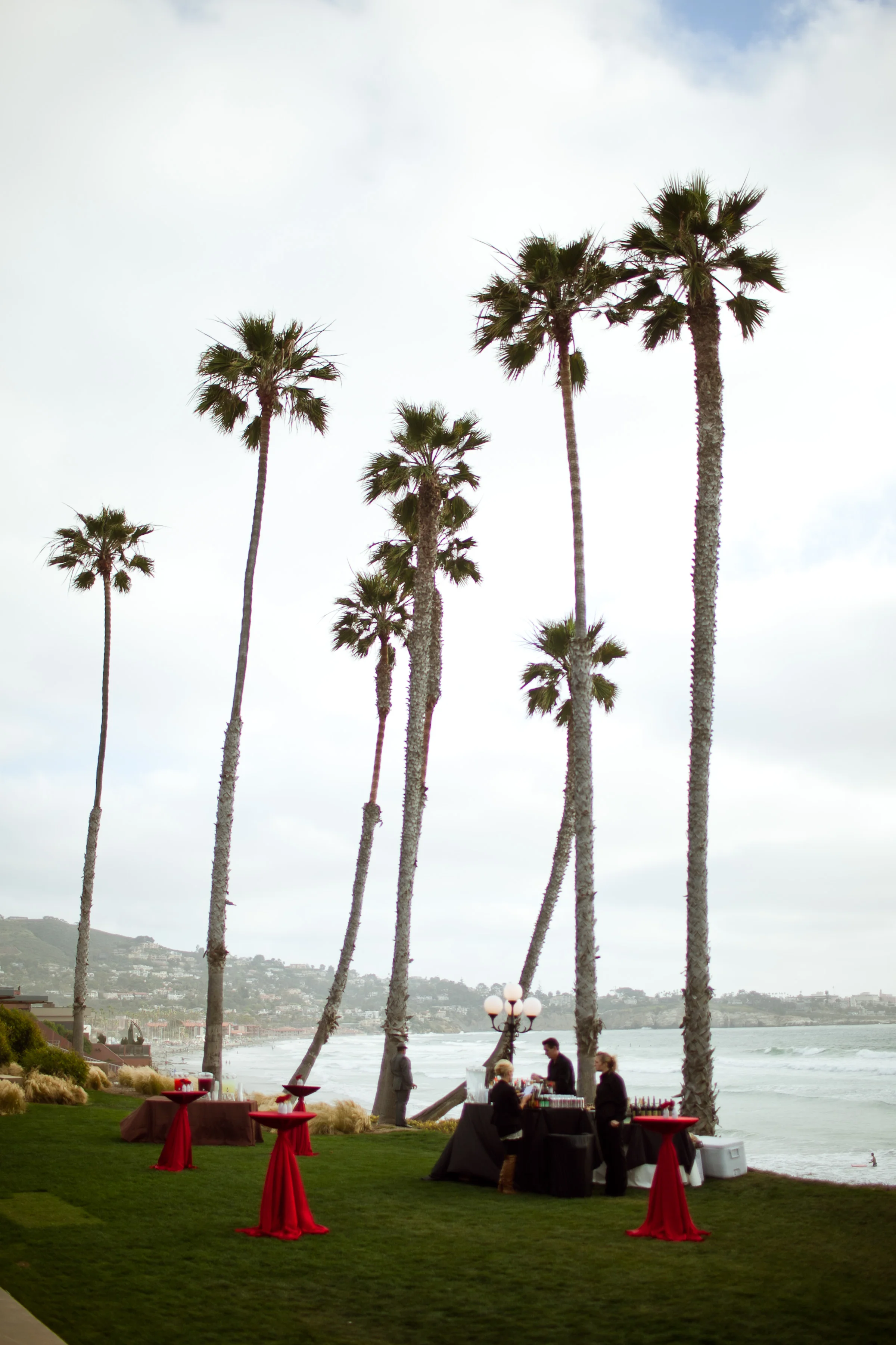  skyboxeventproductions.com | San Diego Weddings | Southern California Wedding Planner and Designer | Skybox Event Productions | Chaz Cruz Photography | Wedding at Scripps Seaside Forum 
