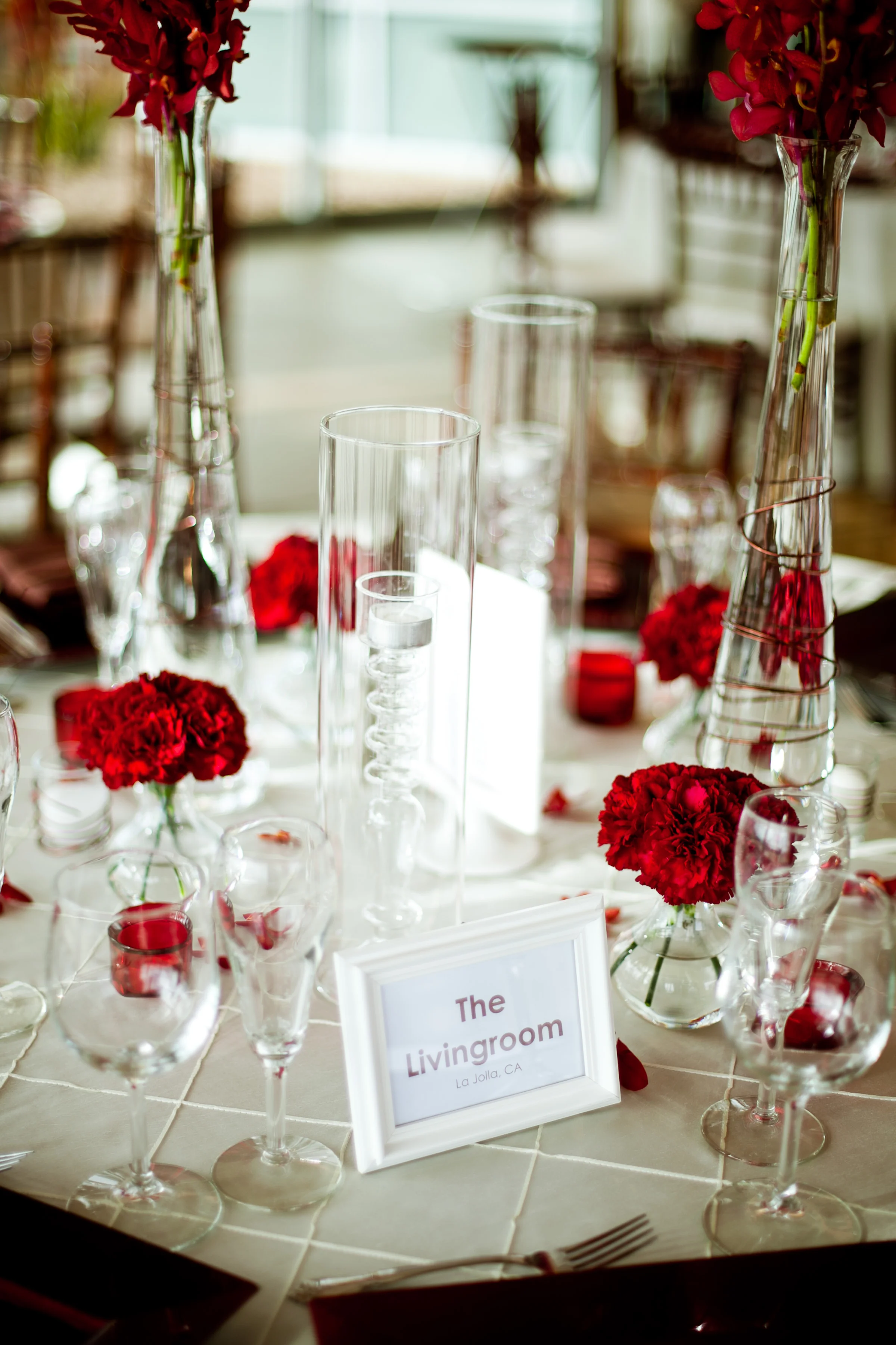  skyboxeventproductions.com | San Diego Weddings | Southern California Wedding Planner and Designer | Skybox Event Productions | Chaz Cruz Photography | Wedding at Scripps Seaside Forum 