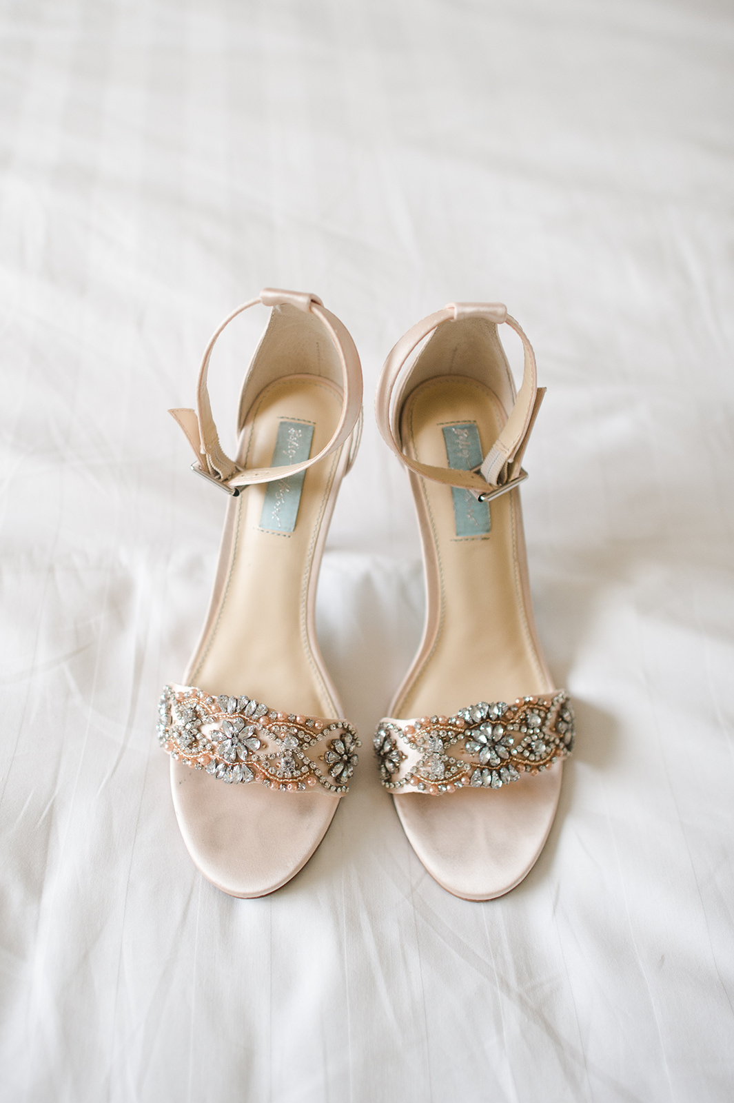  skyboxeventproductions.com | Skybox Event Productions | Los Angeles Wedding Planner and Designer | Photos by YEAH! Weddings | LA River Studios Wedding 