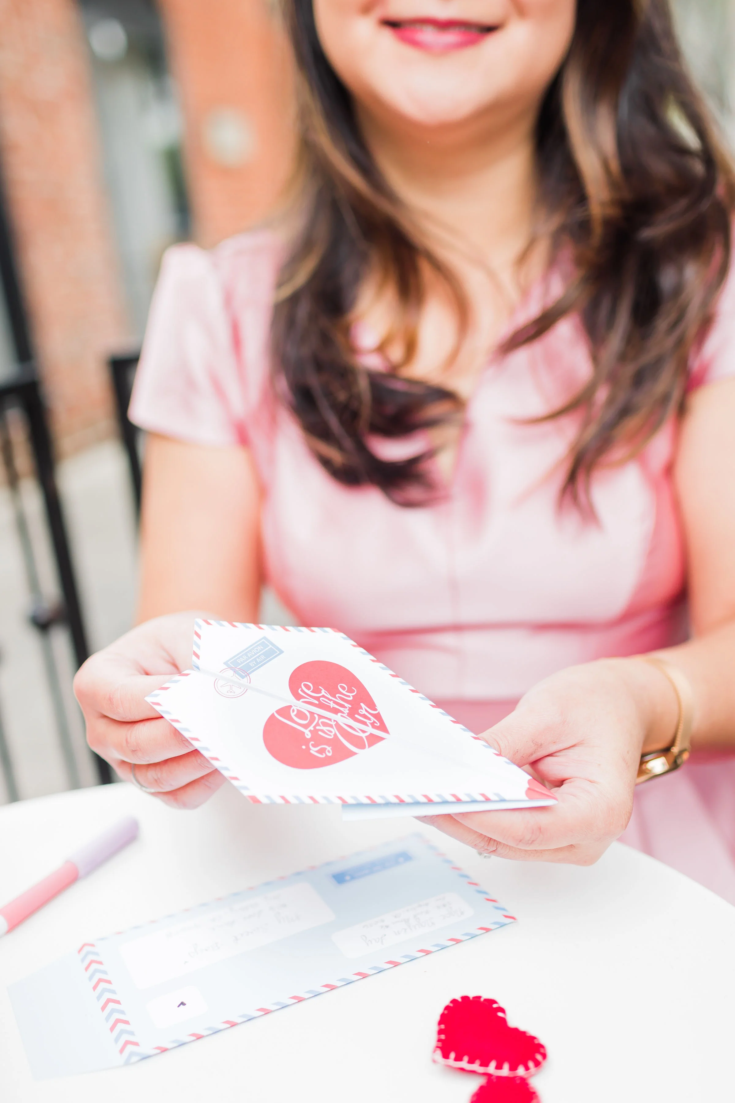  skyboxeventproductions.com | Skybox Event Productions | Lifestyle Shoot | Photos by Simply Adri Photography | Los Angeles Event Planning and Design | Valentine’s Day | Airmail | Shoot location Melrose Avenue 