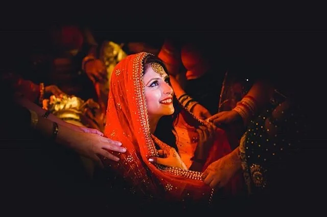 Unveiling of a Bride
.
.
#bridaleditorial #bridesofinstagram #bridesofindia #weddingphotography #bridalphotography #bridalblog #bridalgoals #bridaldetails #weddingeditorial #indianbride #indianweddingphotographer #bridalideas #professionalphotography