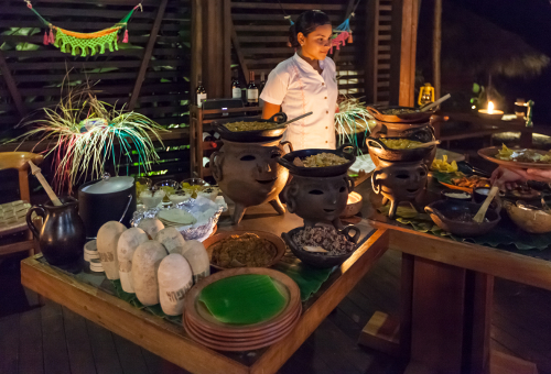 Jicaro Island Ecolodge dining