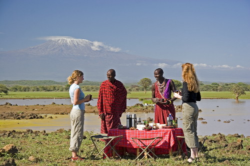 Campi ya Kanzi肯尼亚，湖野餐早餐- (c) Ian Johnson