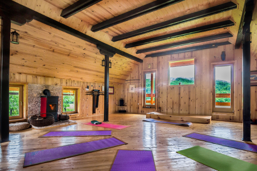 Seek balance in the Studio-Hall