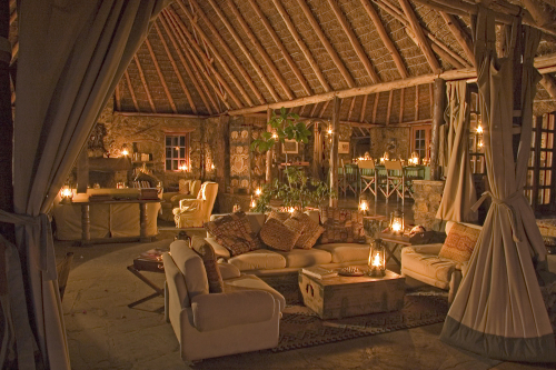 Campi ya Kanzi Tembo House lounge