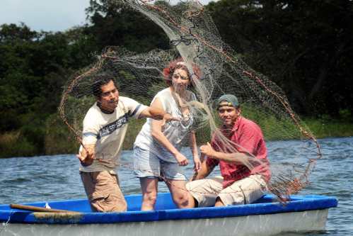 参与尼加拉瓜当地的传统捕鱼方法