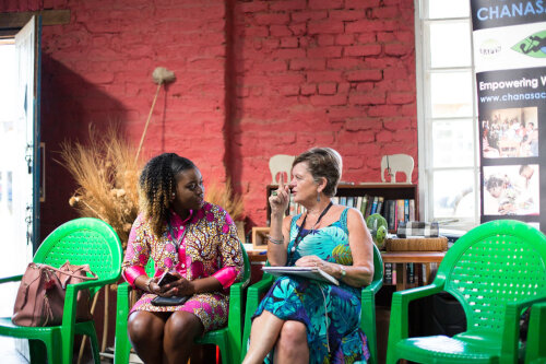 马拉维女性企业家之间的文化尊重©-Venetia-Norrington