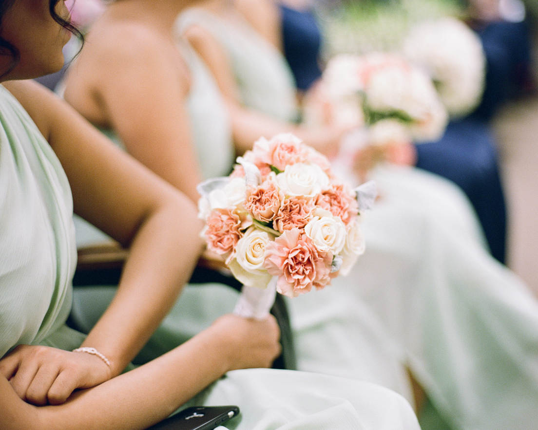 17_wedding-bridesmaid-bouquet-flowers.jpg