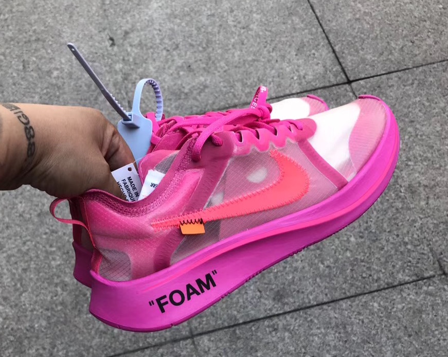 zoom fly off white pink on feet