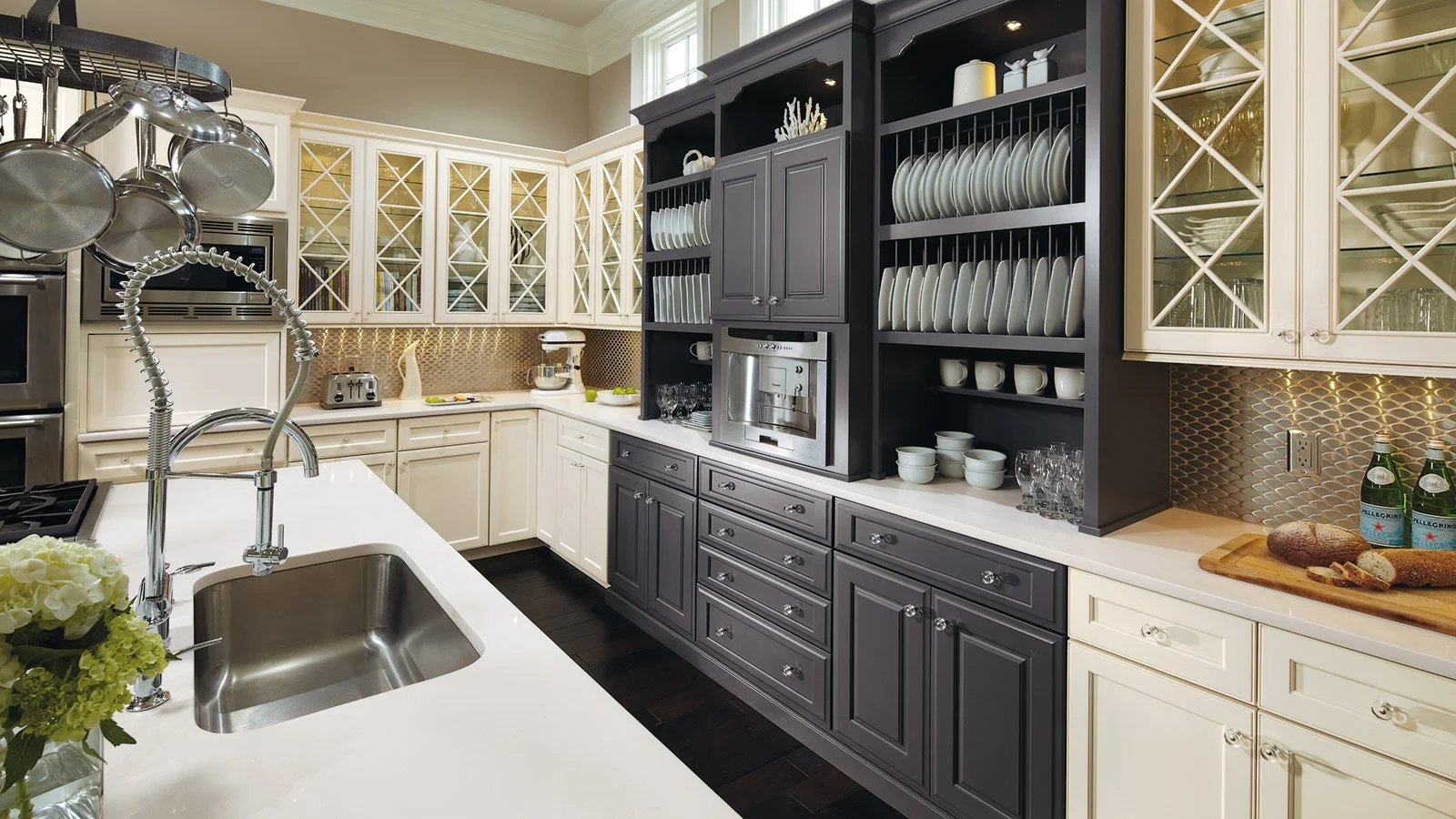 Omega-Cabinetry-gallery-Ambassador-Kitchens-Fort-Myers-29.jpg
