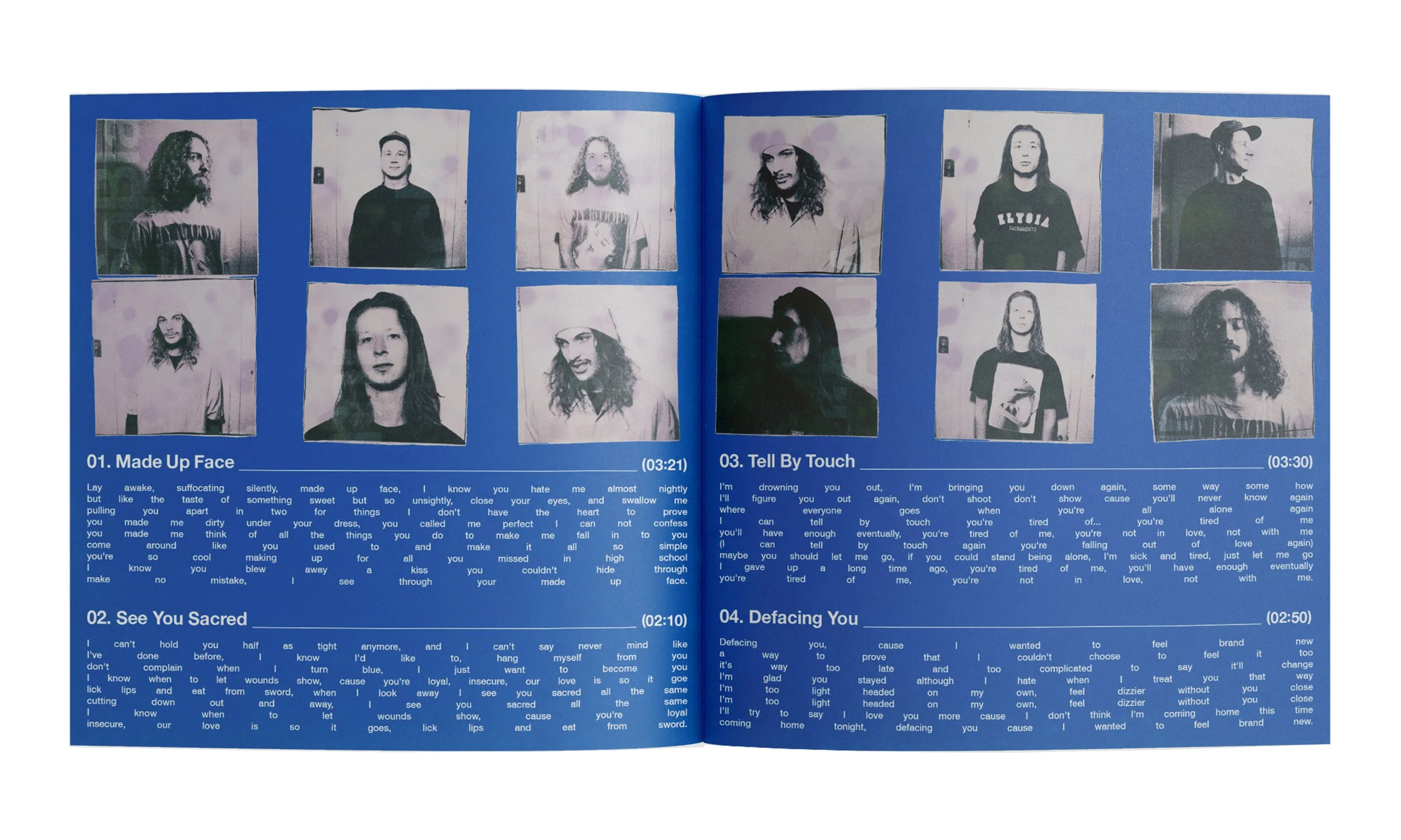  Booklet inside for jewel case. 