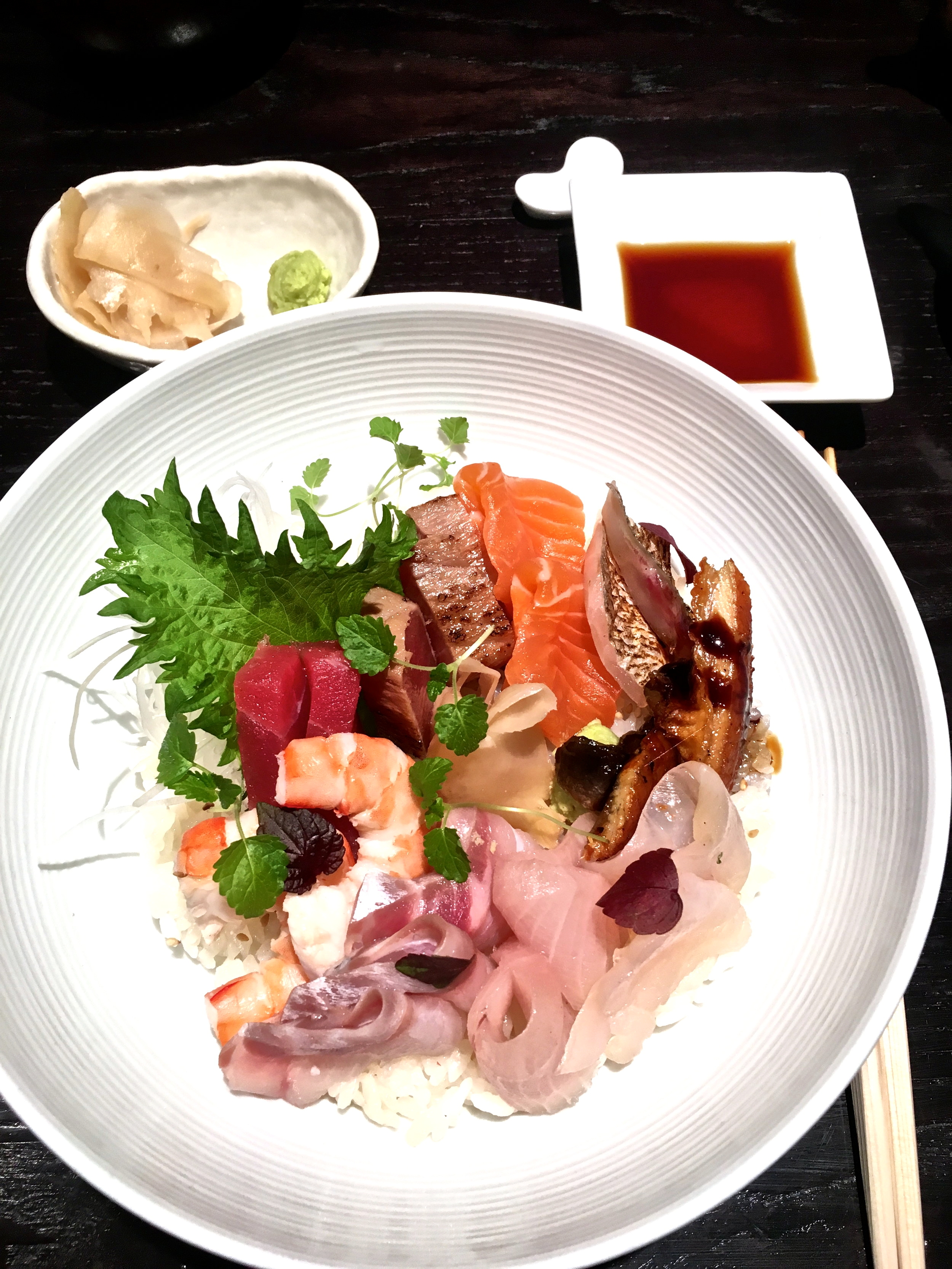 Chirashi (mixed sashimi on a bed of rice)