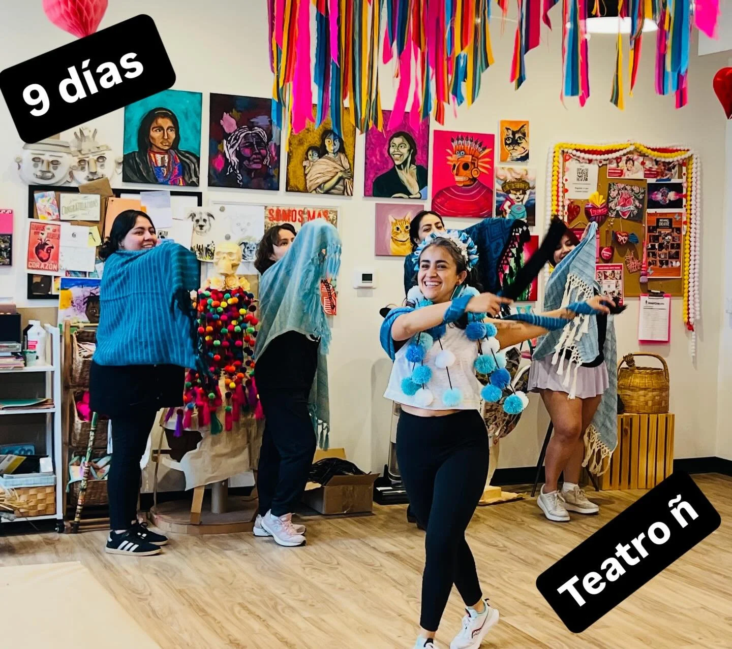 Ya estamos a 9 d&iacute;as para estrenar esta bella historia de colores y alegr&iacute;a 🤩.

Nuestro reparto de chicas creativas ha trabajado arduamente durante meses para contarles esta historia de Nahuales 🤩🎭🩷.
#inventivaworks #teatro&ntilde; #