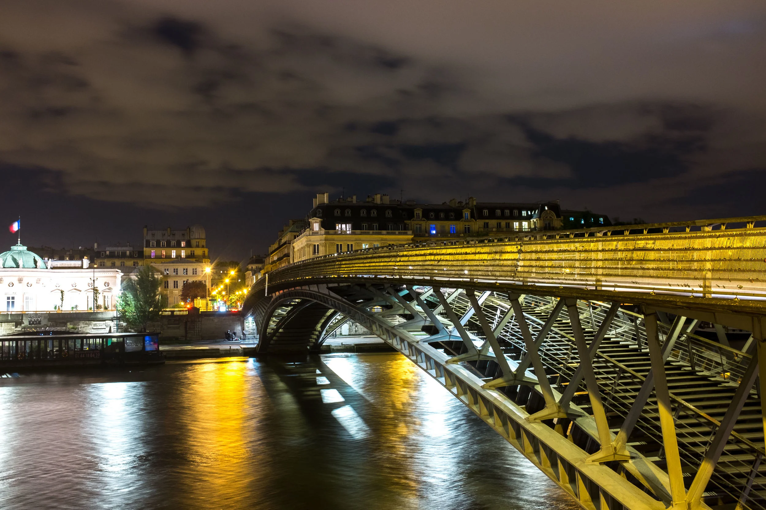 Paris, FR