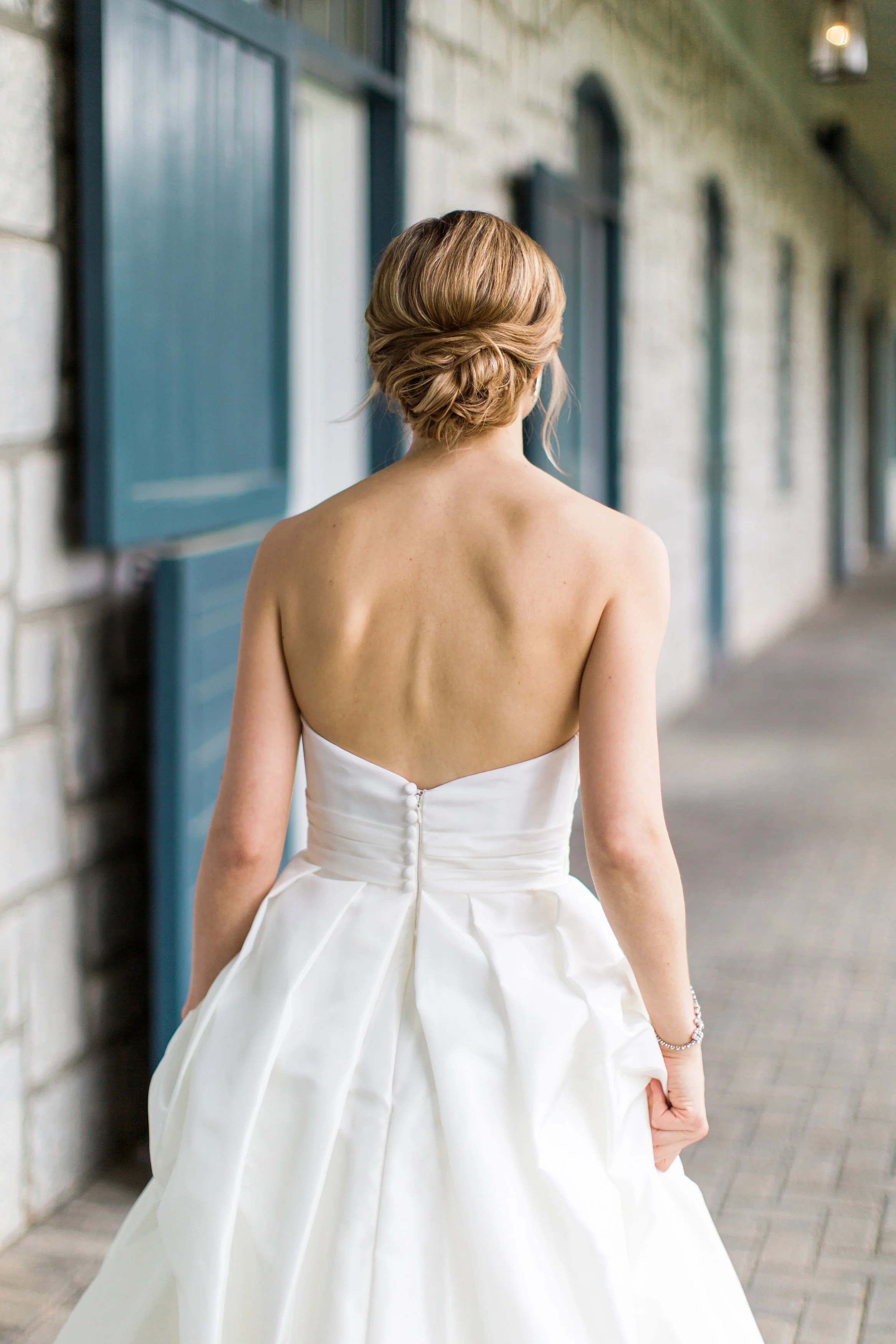 Jen_BobWedding_RusticWhite036.jpg