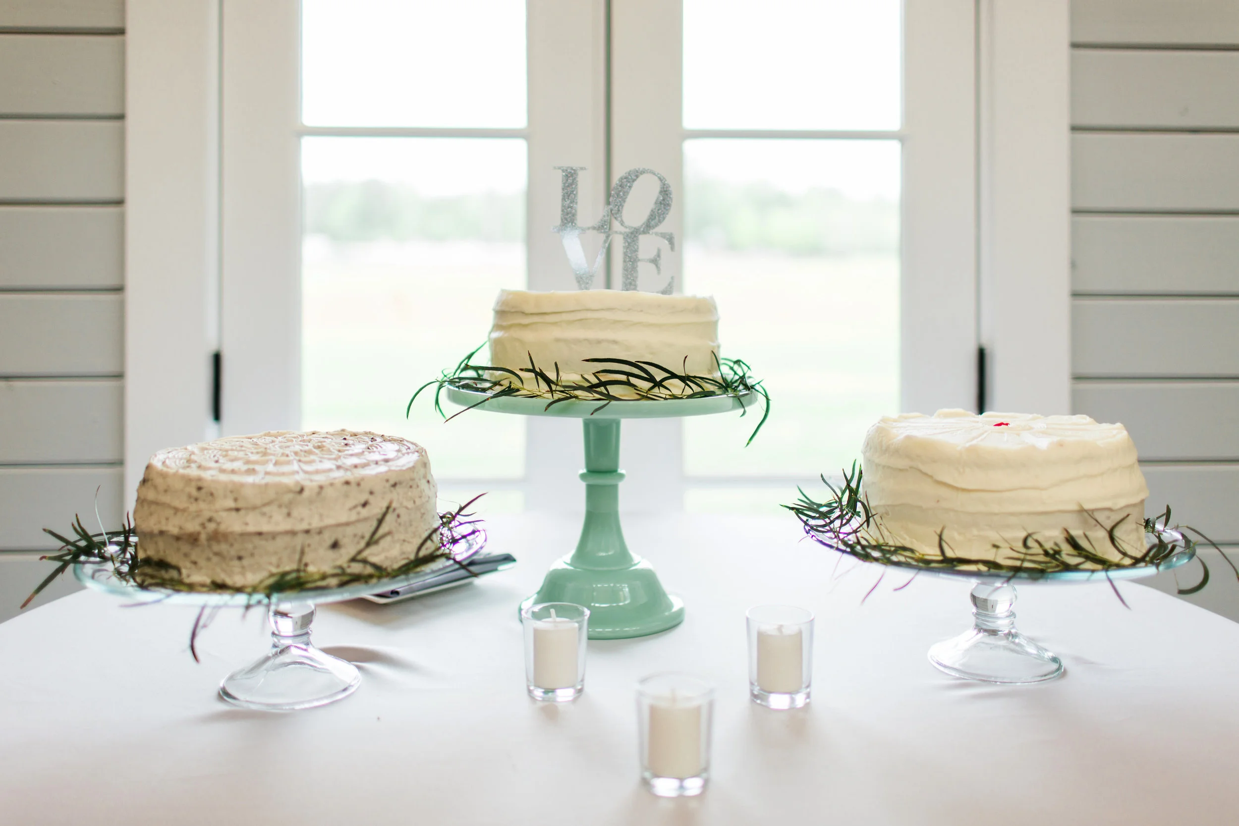 Jen_BobWedding_RusticWhite327.jpg