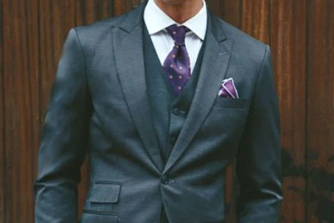 What do I wear to a wedding? Decode the Wedding Dress Code