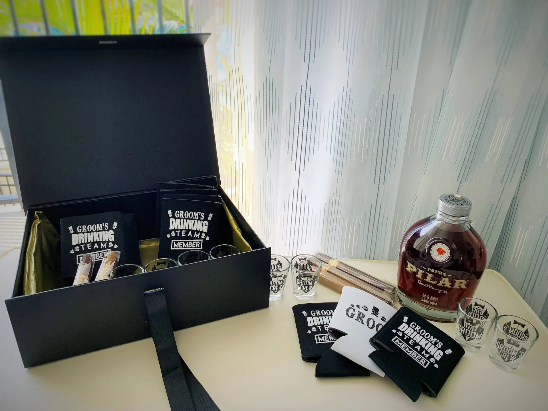 BachelorBox1.jpg