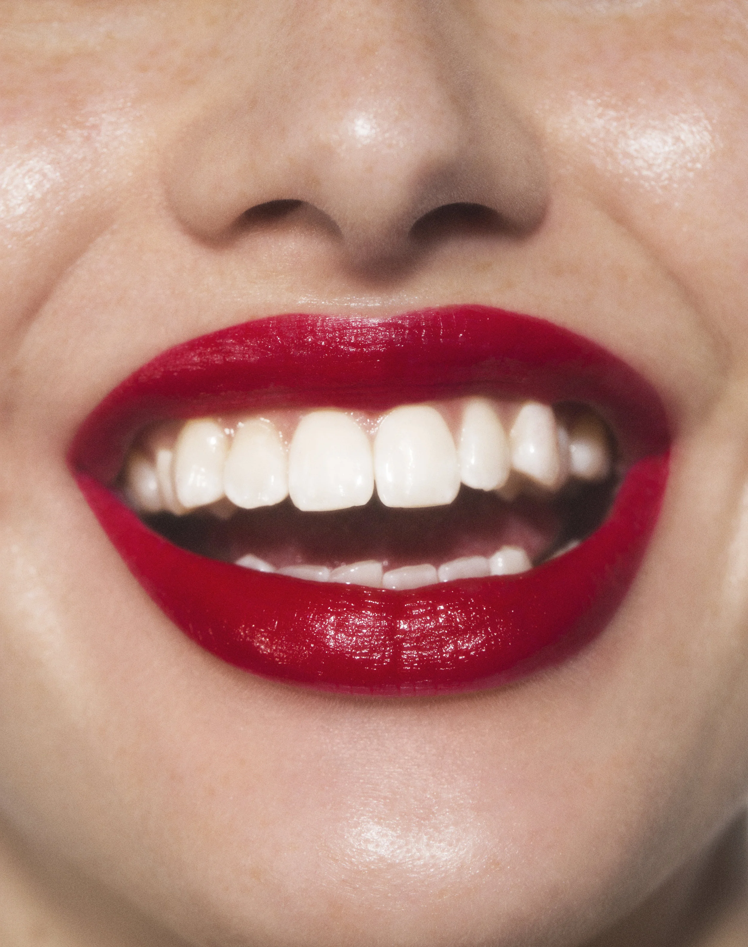 Karime-Powder-Kiss-BraveRed-Lip-Still_047_v1 copy.jpg