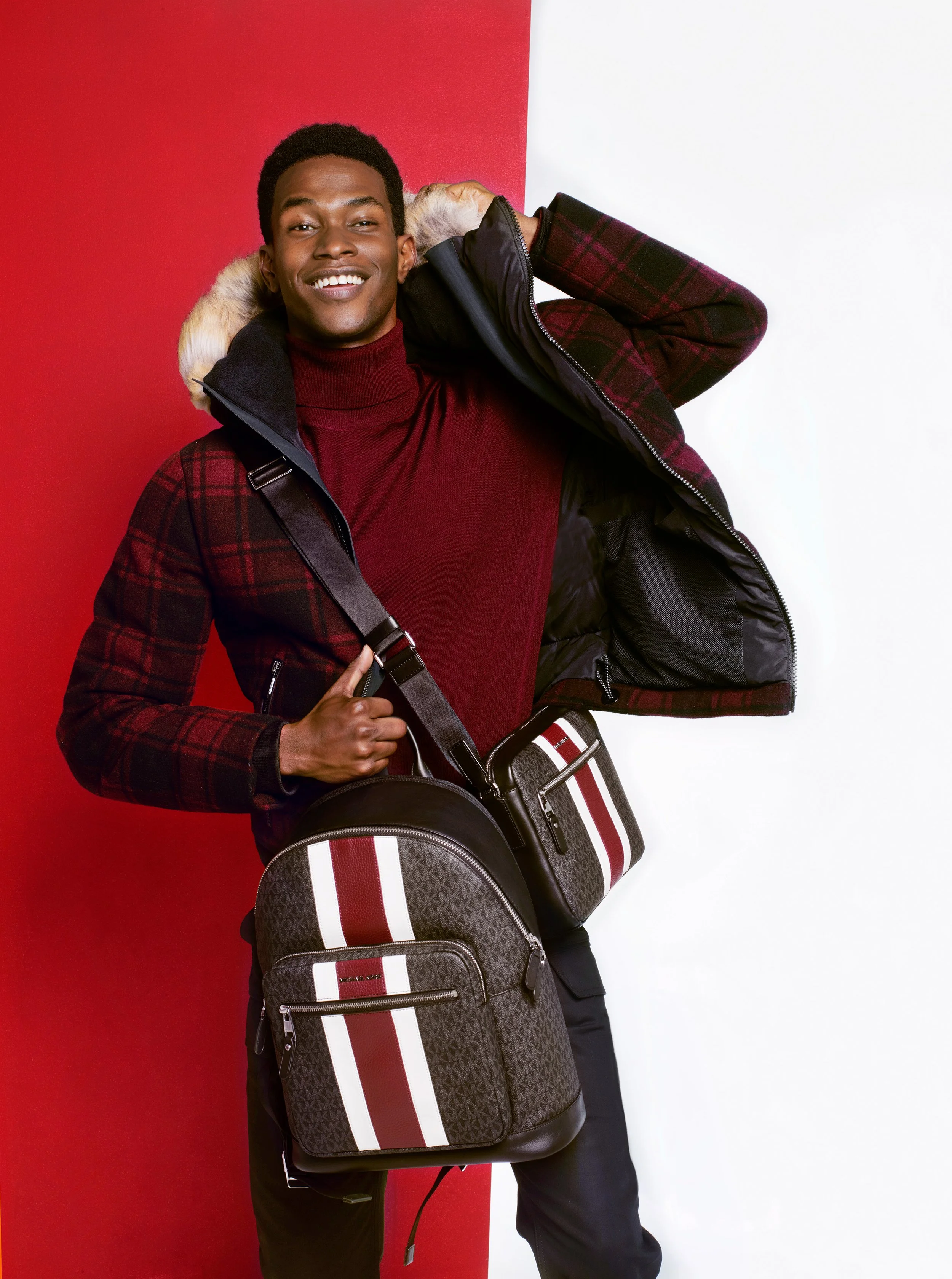 200713_MichaelKors_Holiday_2020_Salomon_01_142_v2.jpg