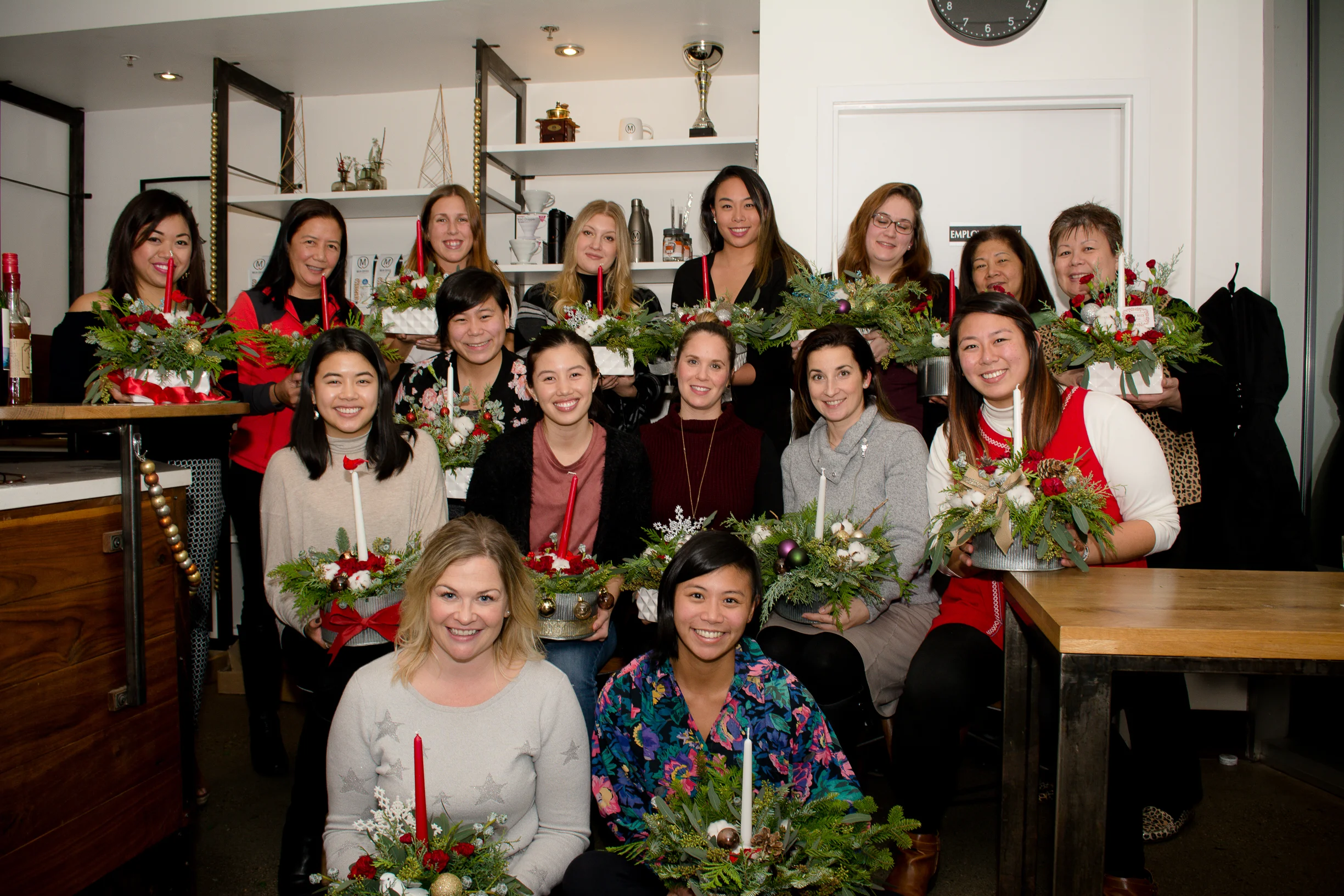 121317_WW_XmasCenterpieces-123 copy.jpg