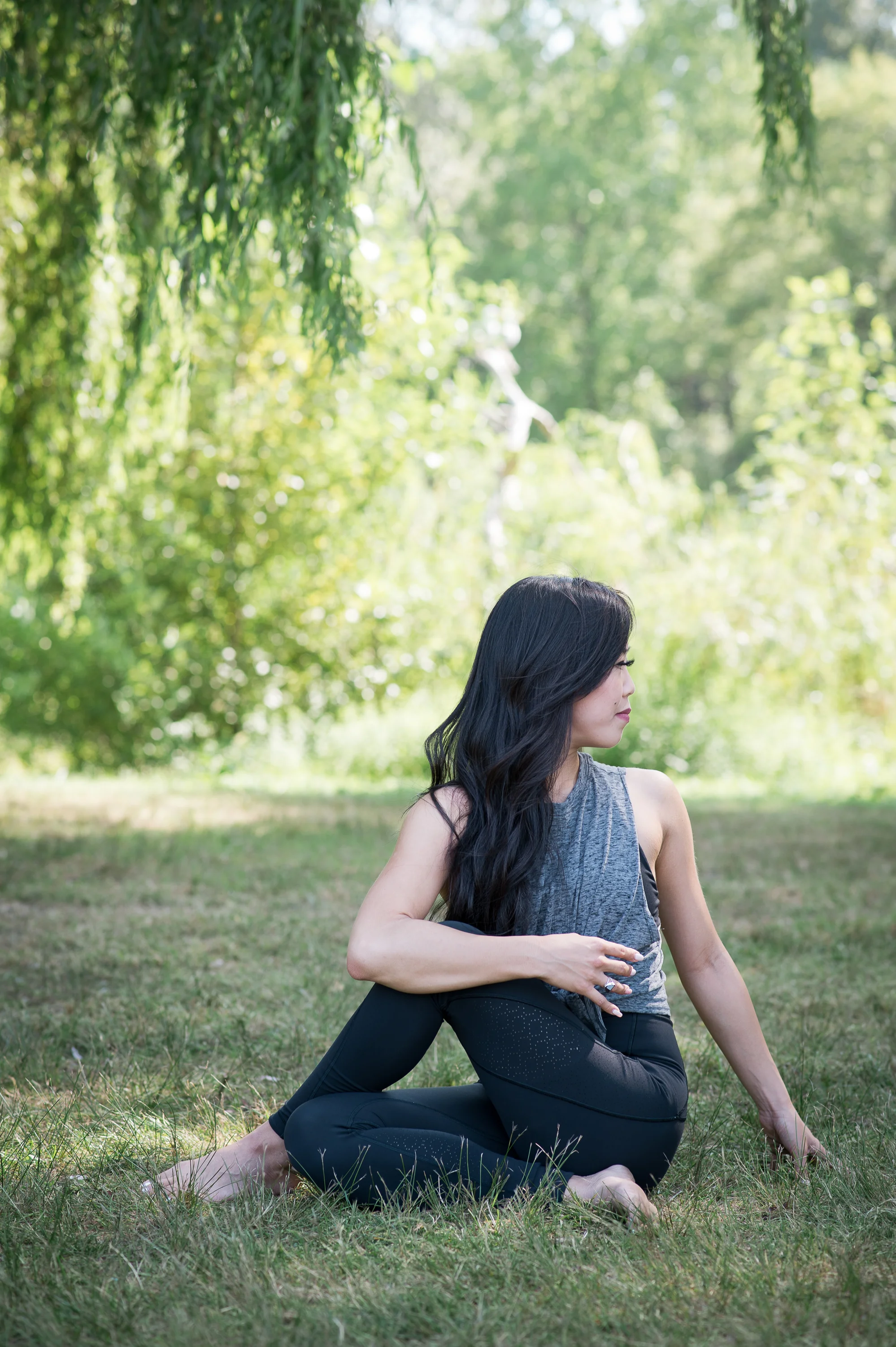 072418_Amanda+EmilyYoga-34 copy.jpg