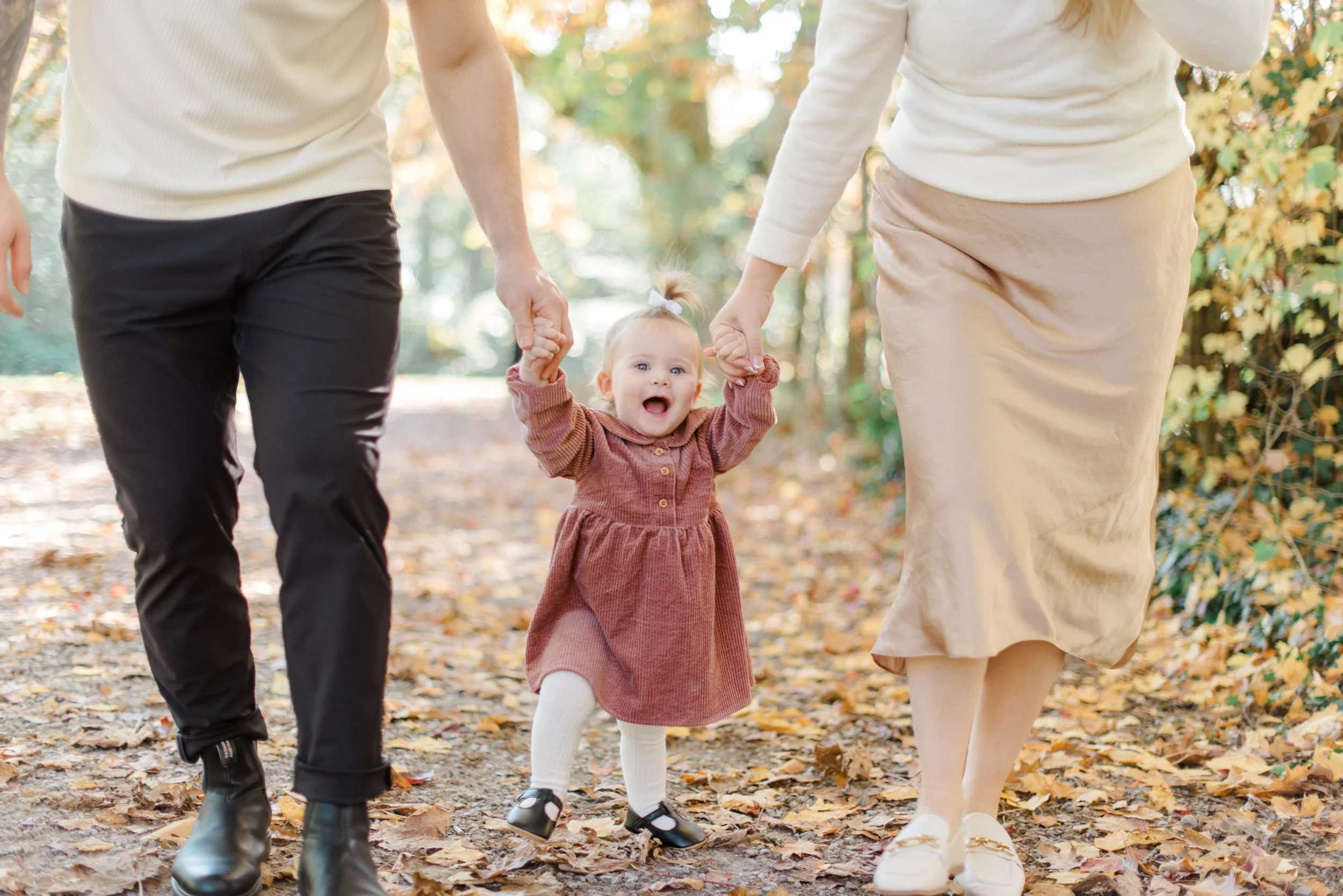 jjosuephotography_FallFamilyMini'24_Kelsey,Alexander,&Blake_WEB-30.jpg