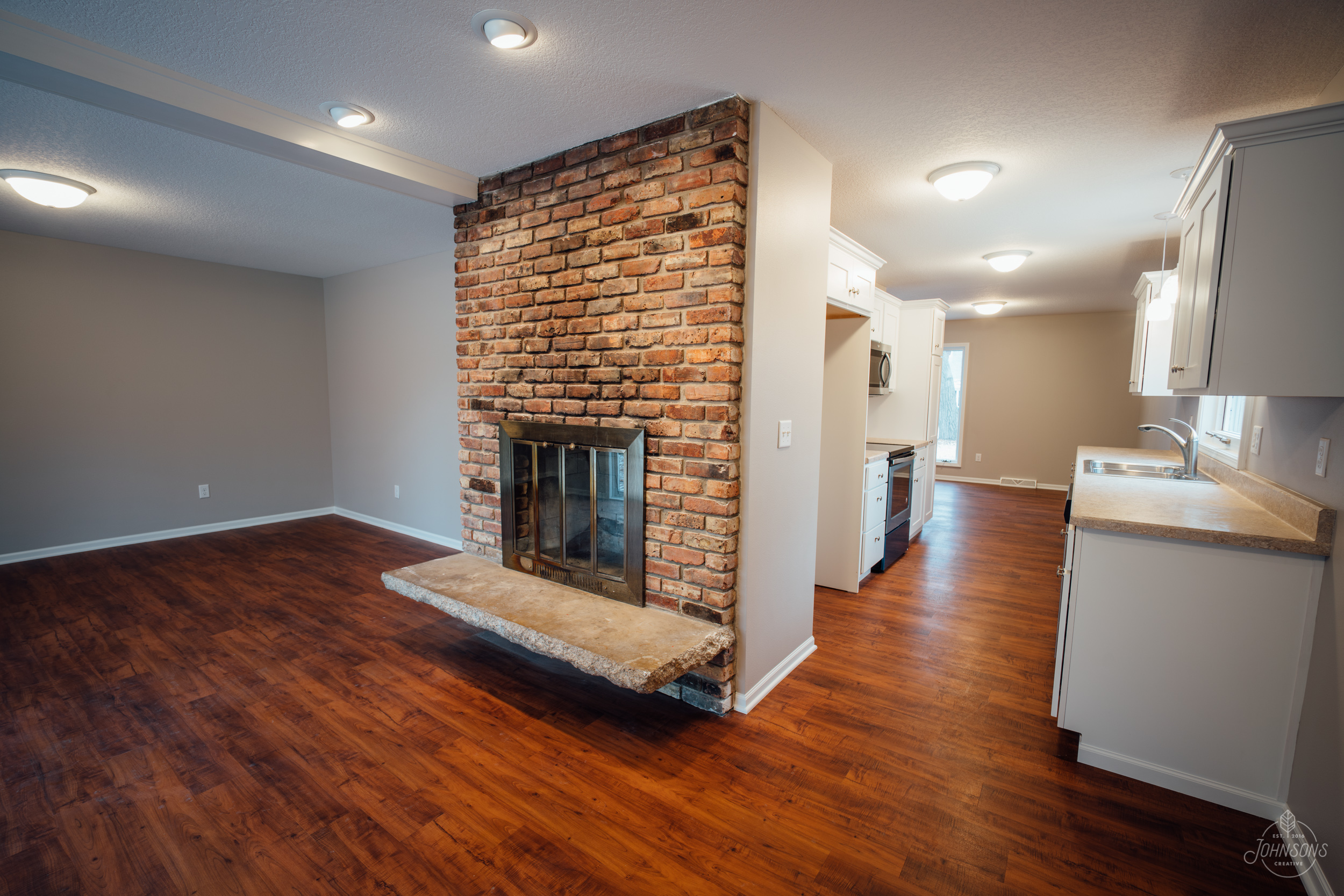 johnsonscreative-realestate-7179.jpg