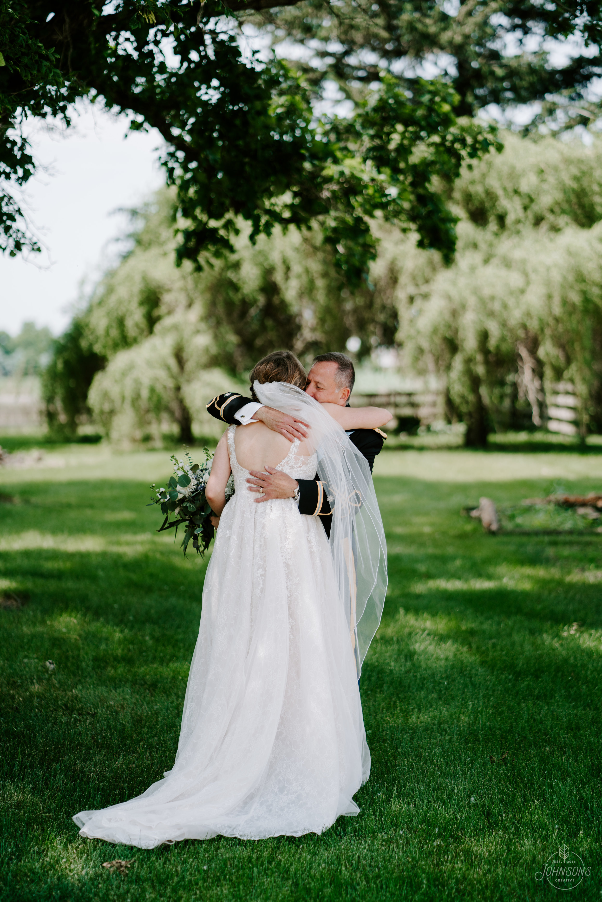 Michael+Megan-2476.jpg