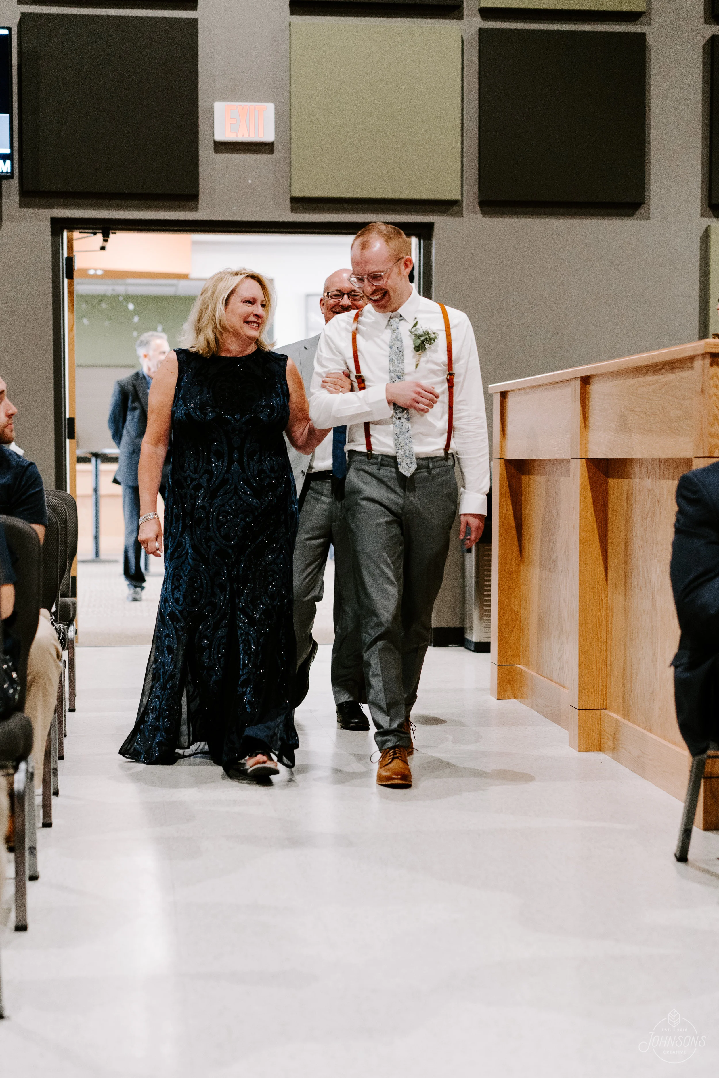 Michael+Megan-03140.jpg
