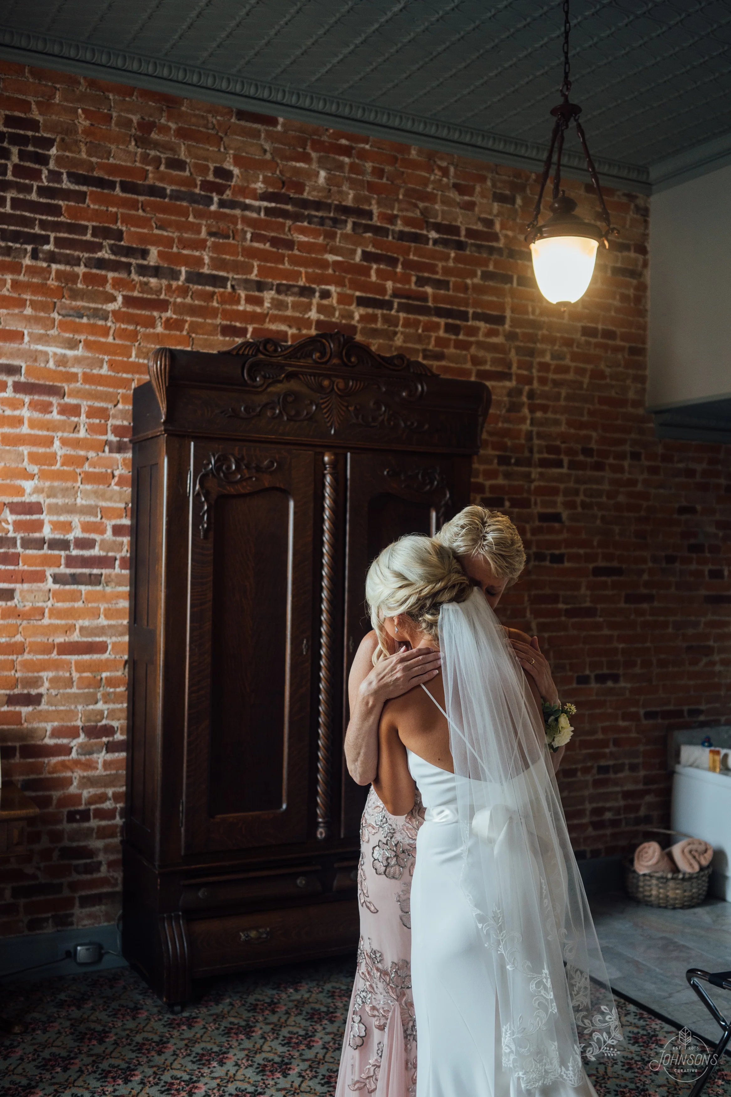 Brette + Tyler-00091.jpg