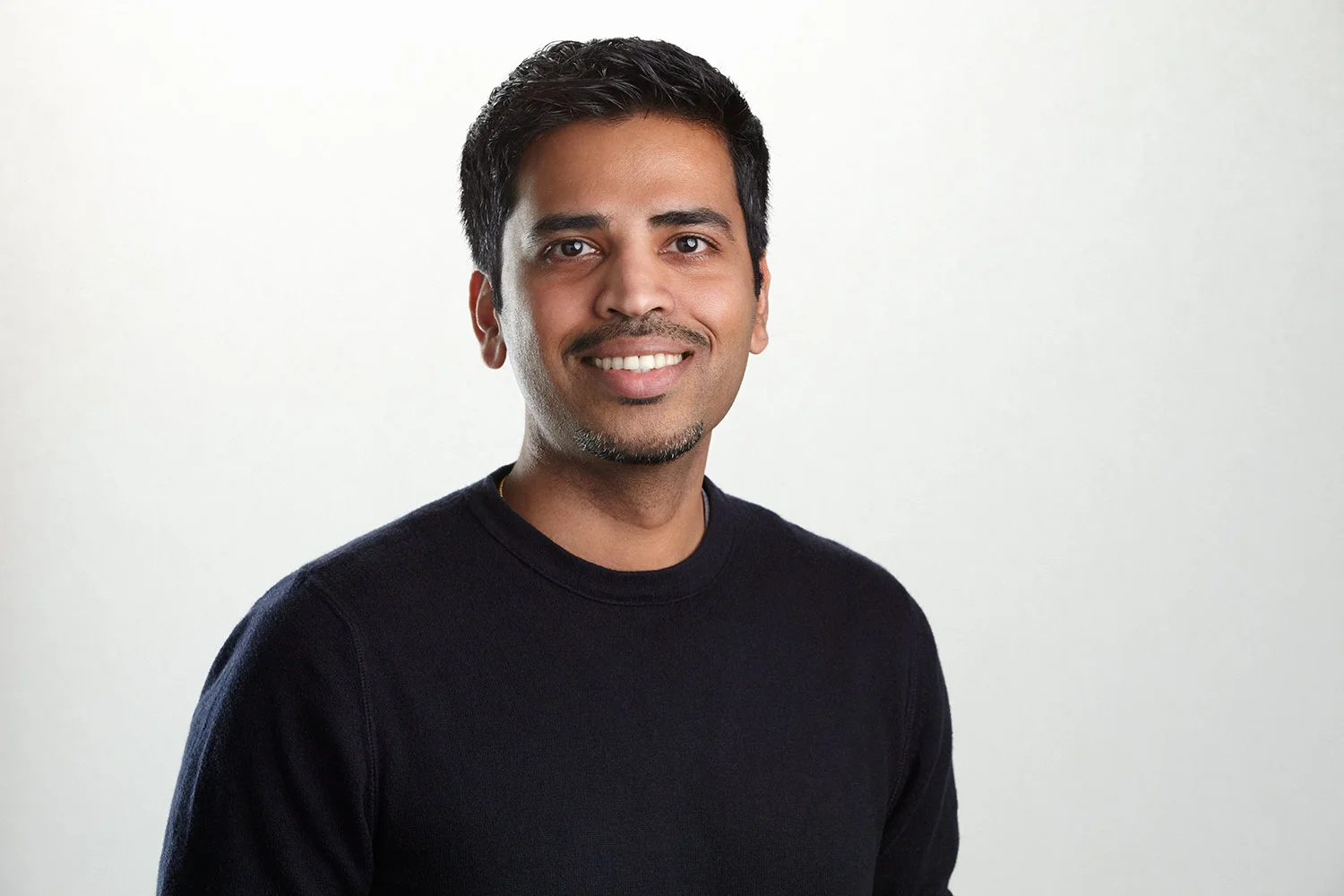 Solid Background Portrait Session