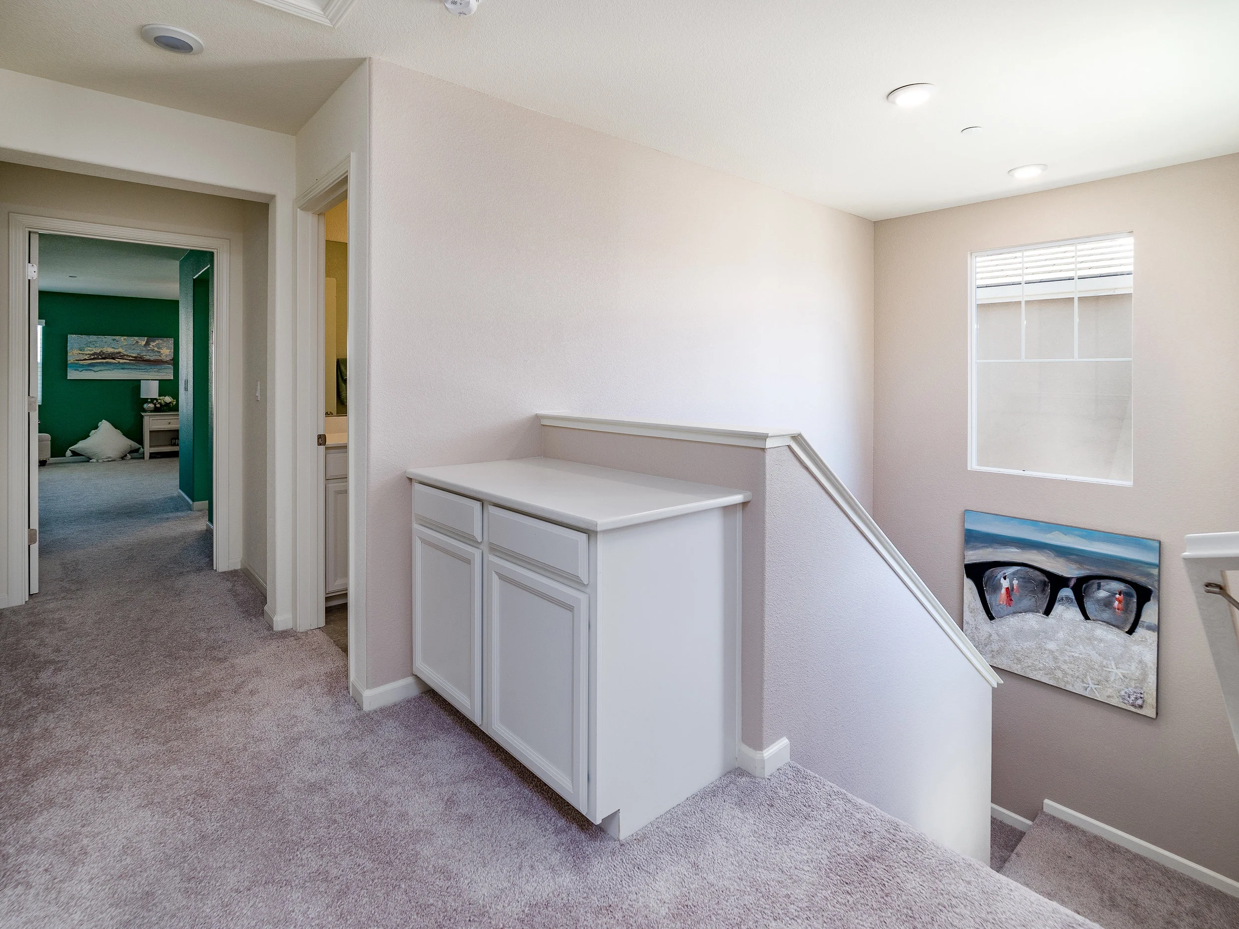 10981_MerrickWay_Int_Hallway_01.jpg