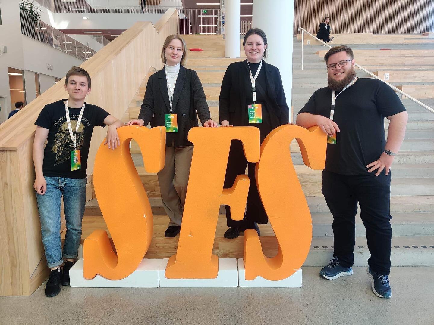 I helgen har HTS deltagit p&aring; SFS Fullm&auml;ktige 2023. Tack @sfs_officiell f&ouml;r en fantastisk helg! 

///

This weekend HTS participated in SFS Fullm&auml;ktige 2023. Thank you SFS for an amazing weekend!