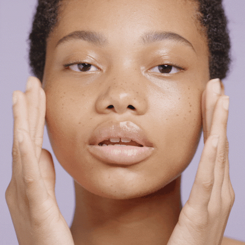 GLOSSIER_CelebrateUpClose_FB_IG_gif_A_1.gif