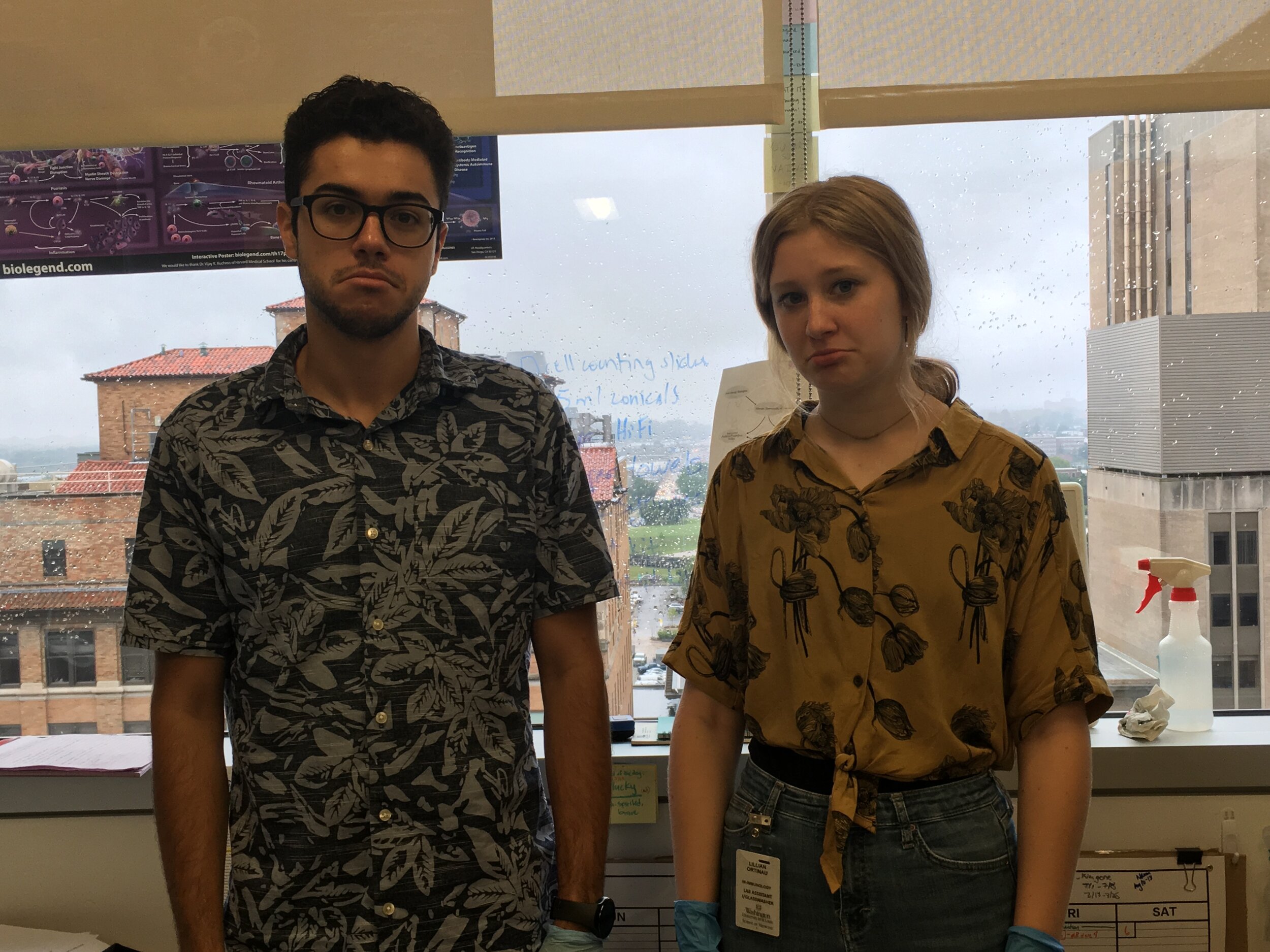 Tropical shirts, but not tropical weather