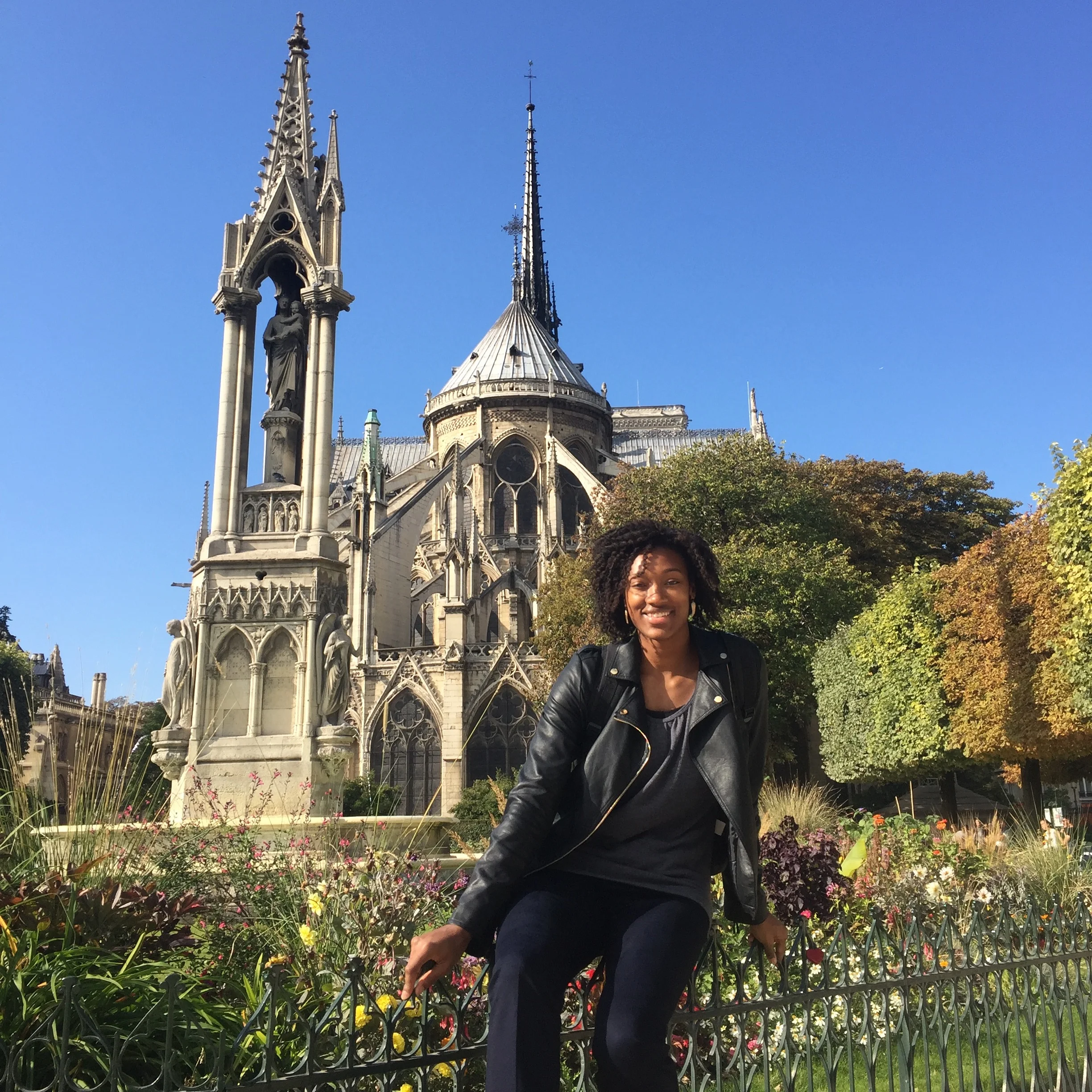 Notre Dame, rocking my Talltique clothing!