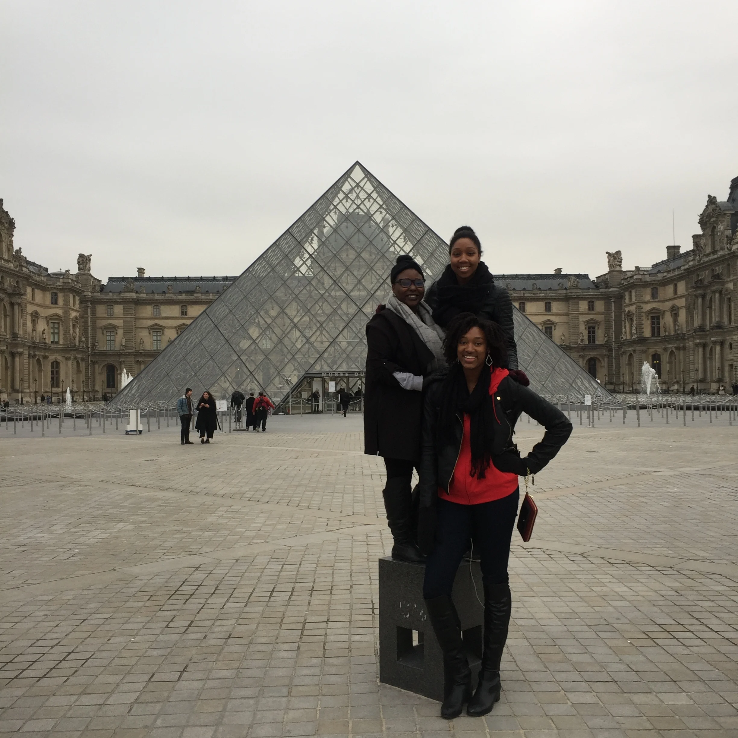 This picture is so surreal to me! The three of us are actually in Paris together!