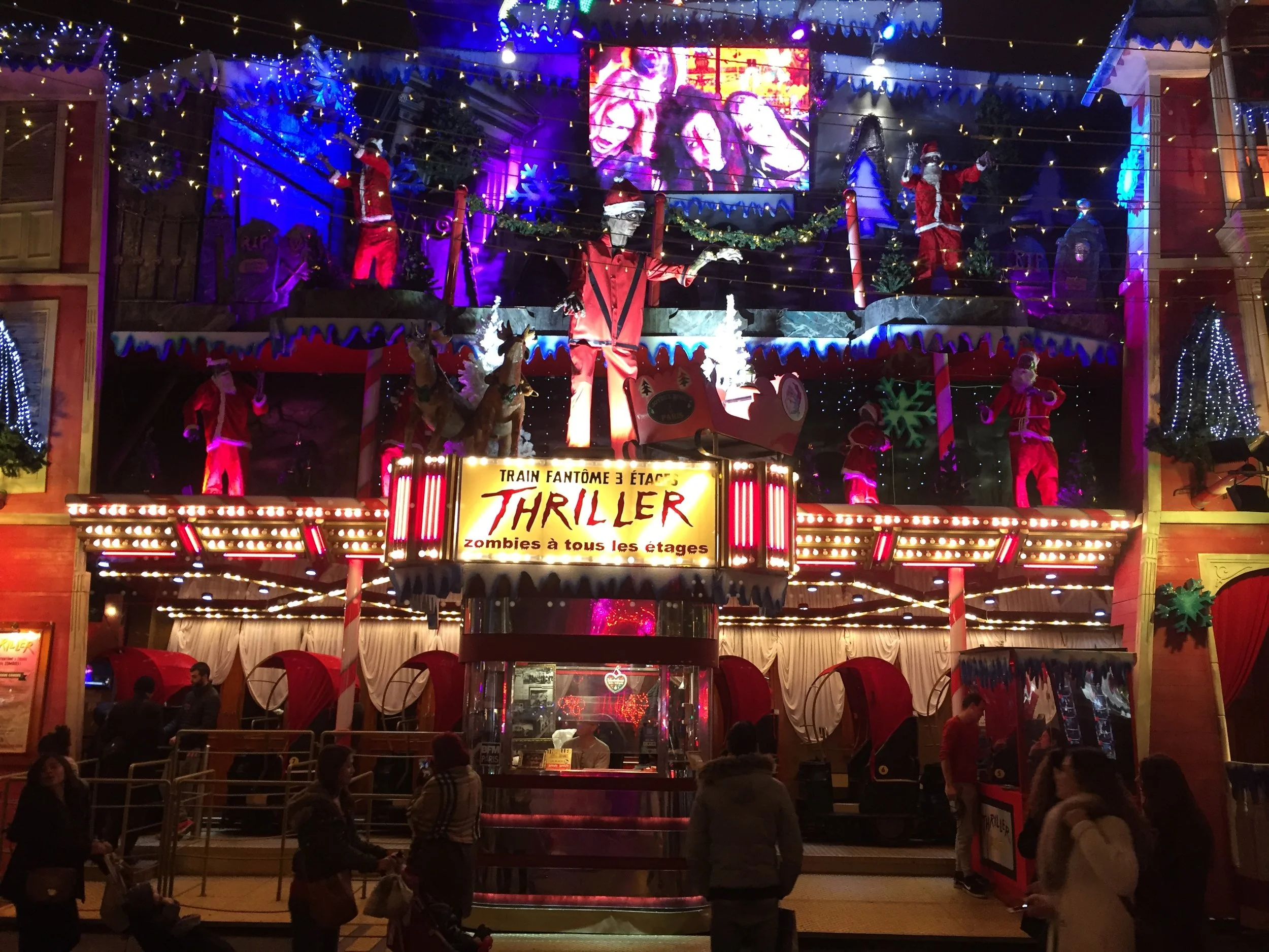 A Christmas zombie thriller ride!