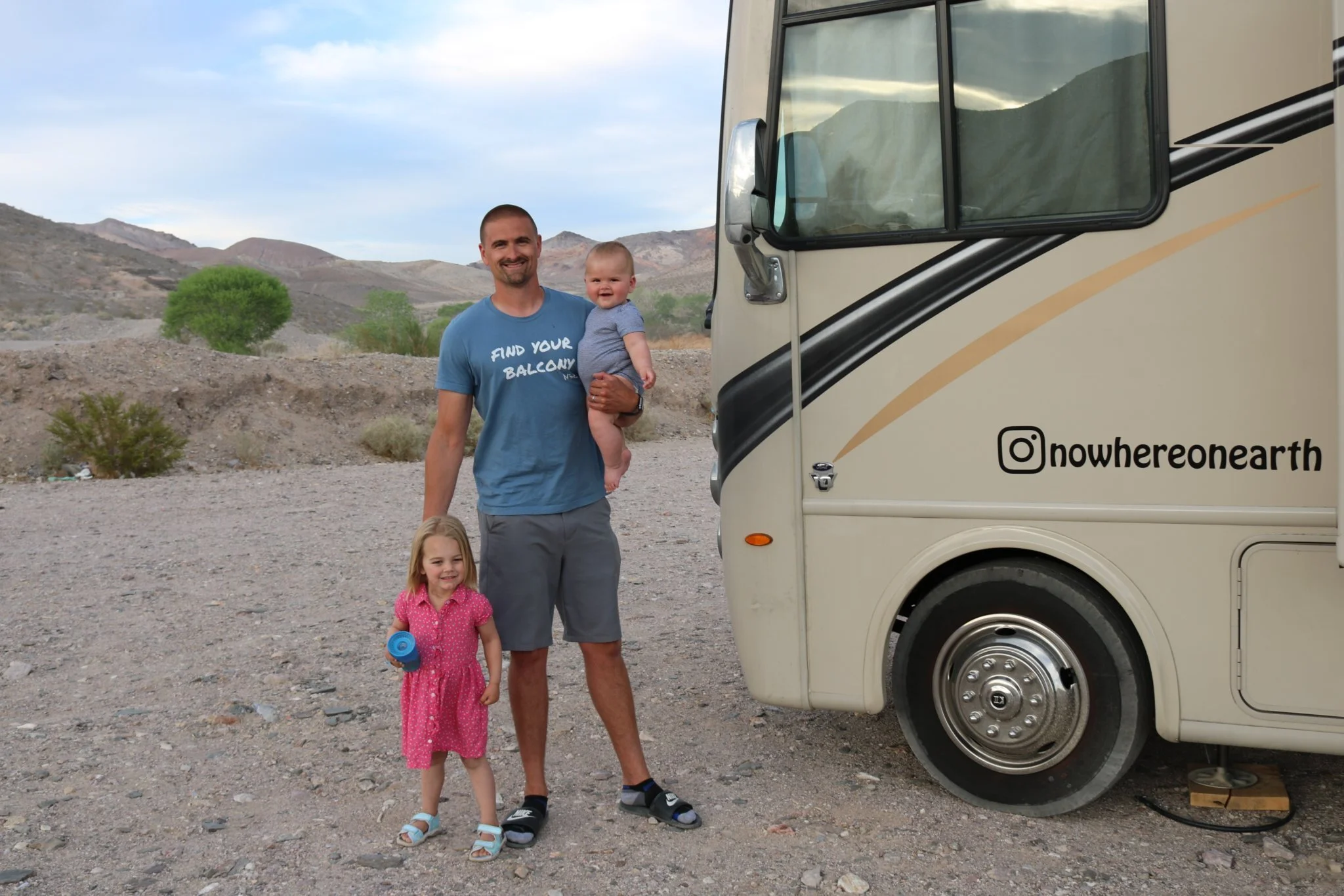 “Dry camping” in Beatty, Nevada