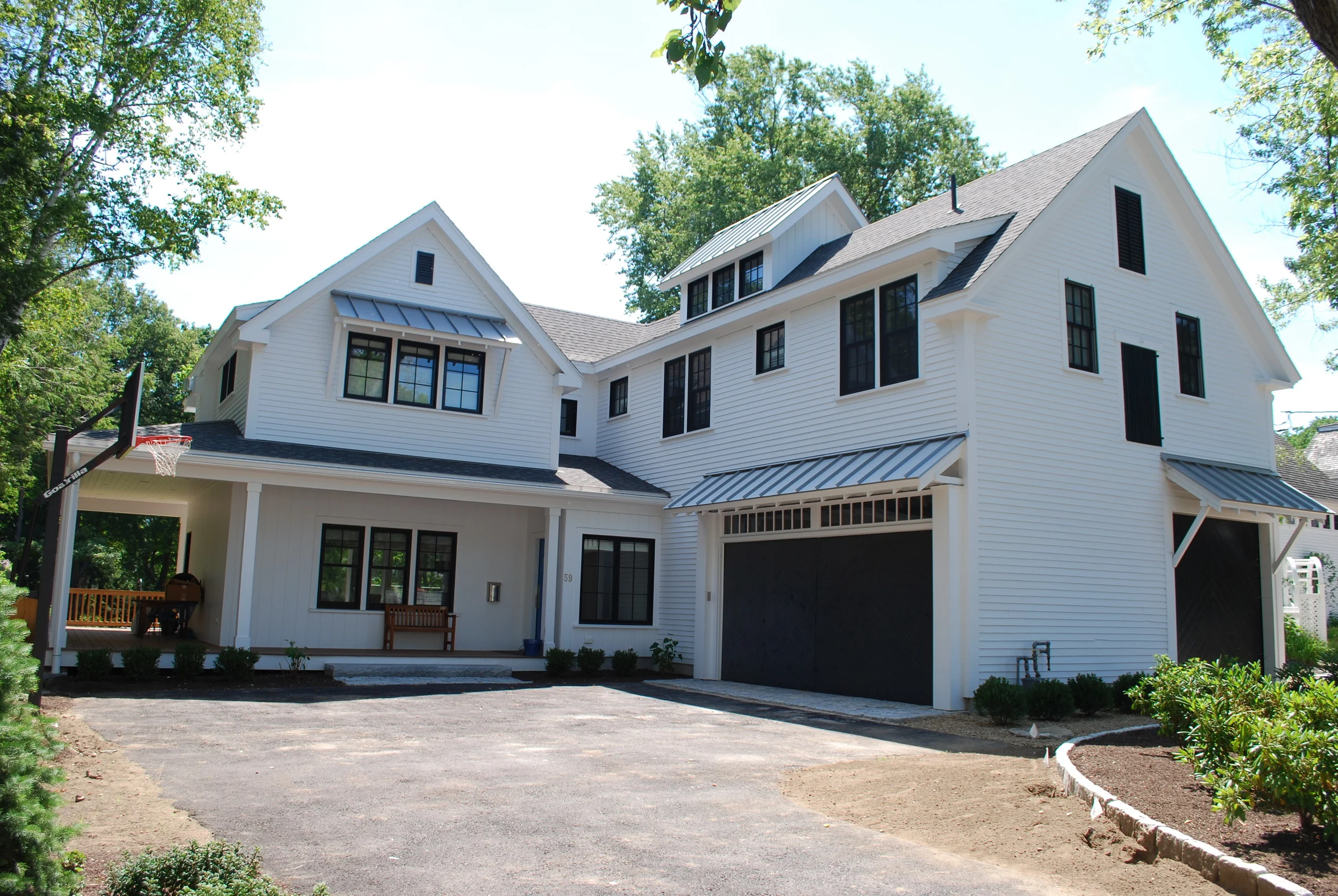 Newburyport Modern Barn, Parking Court