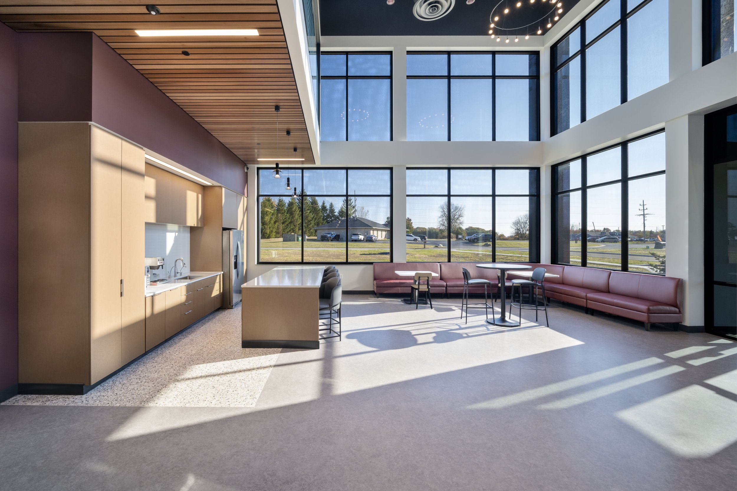 Bippus Bank 25 DC 7 Lobby.jpg