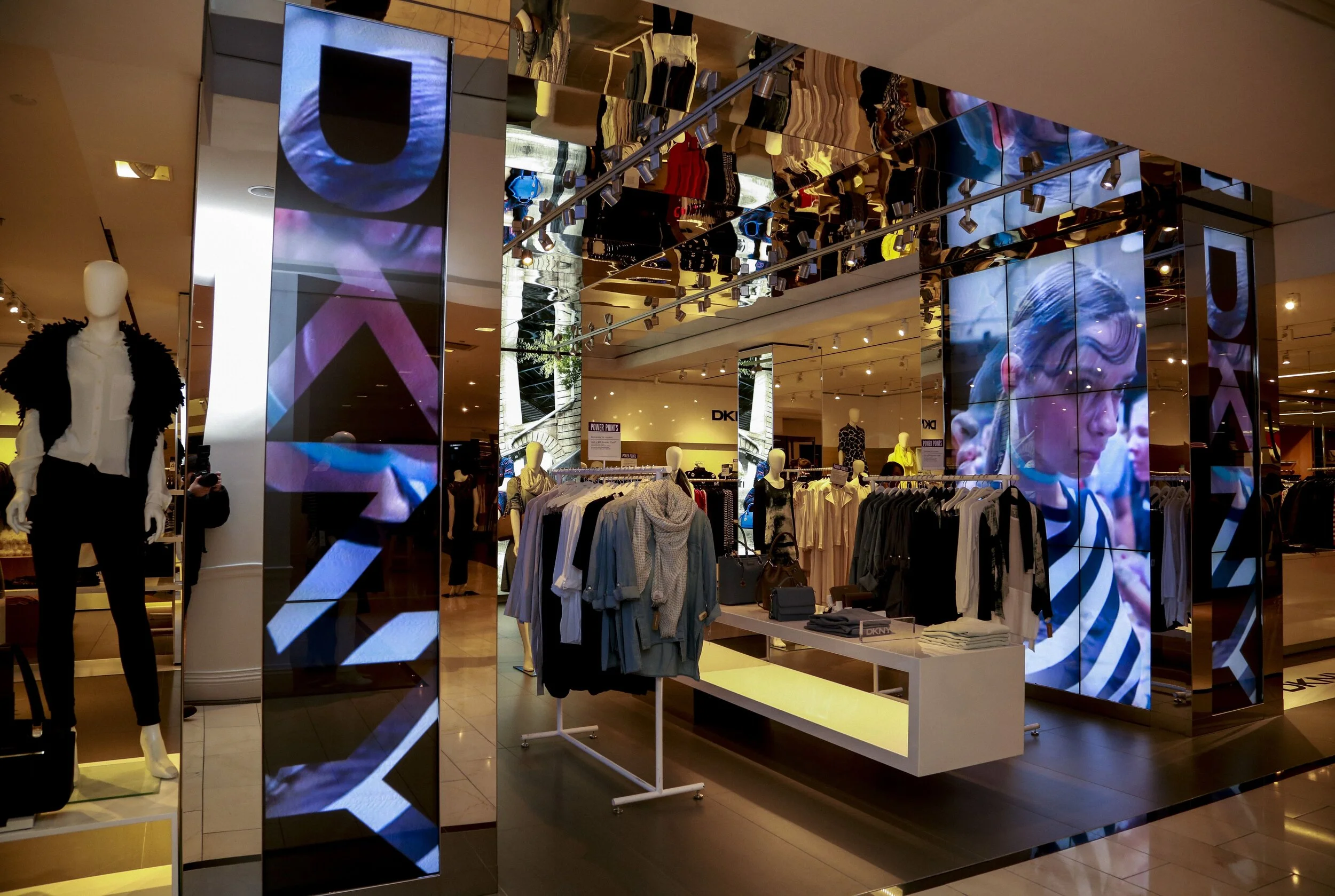 DKNY