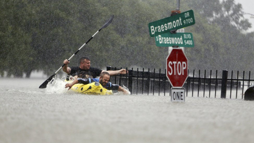 hurricane-harvey_0004_Layer 6.jpg