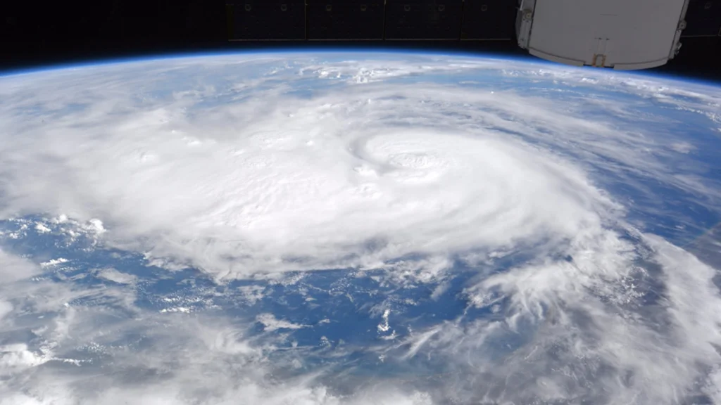 hurricane-harvey_0009_Layer 1.jpg