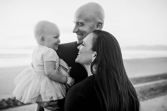 The most beautiful family ⠀⠀⠀⠀⠀⠀⠀⠀⠀
#loveintentionally&nbsp;#thatsdarling#littlethingstheory&nbsp;#familyphotography&nbsp;#lookslikefilm#intimatewedding&nbsp;#naturallight&nbsp;#watchthisinstagood#chasinglight&nbsp;#makeportraits&nbsp;#portraitcollec