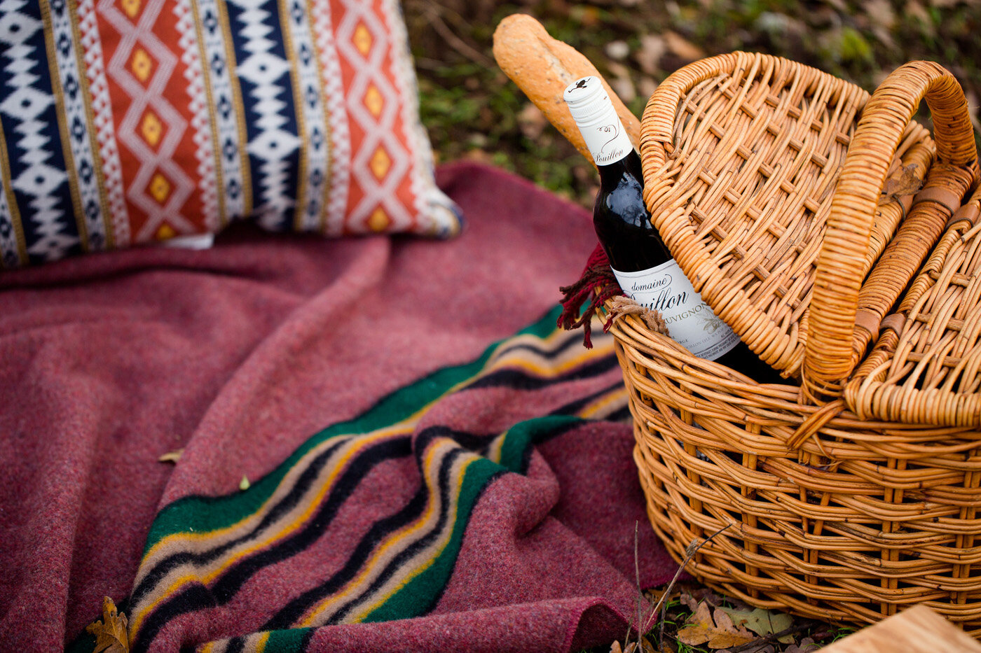 Autumn picnic basket with wine