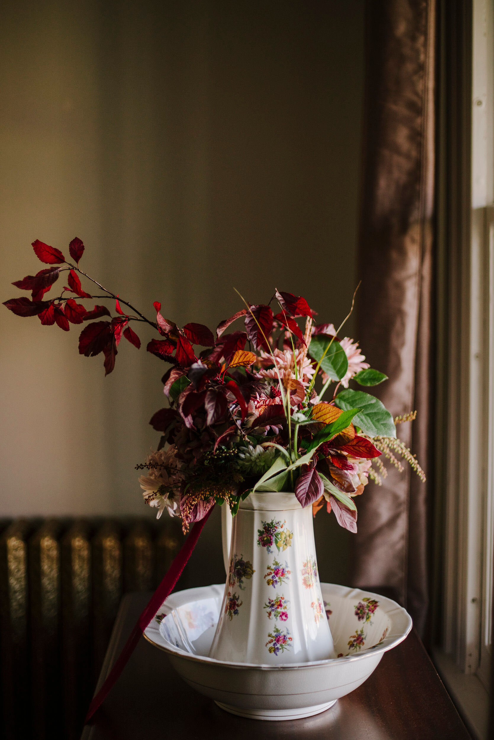 Autumn wedding bouquet by Lexi Mara at Fort Worden