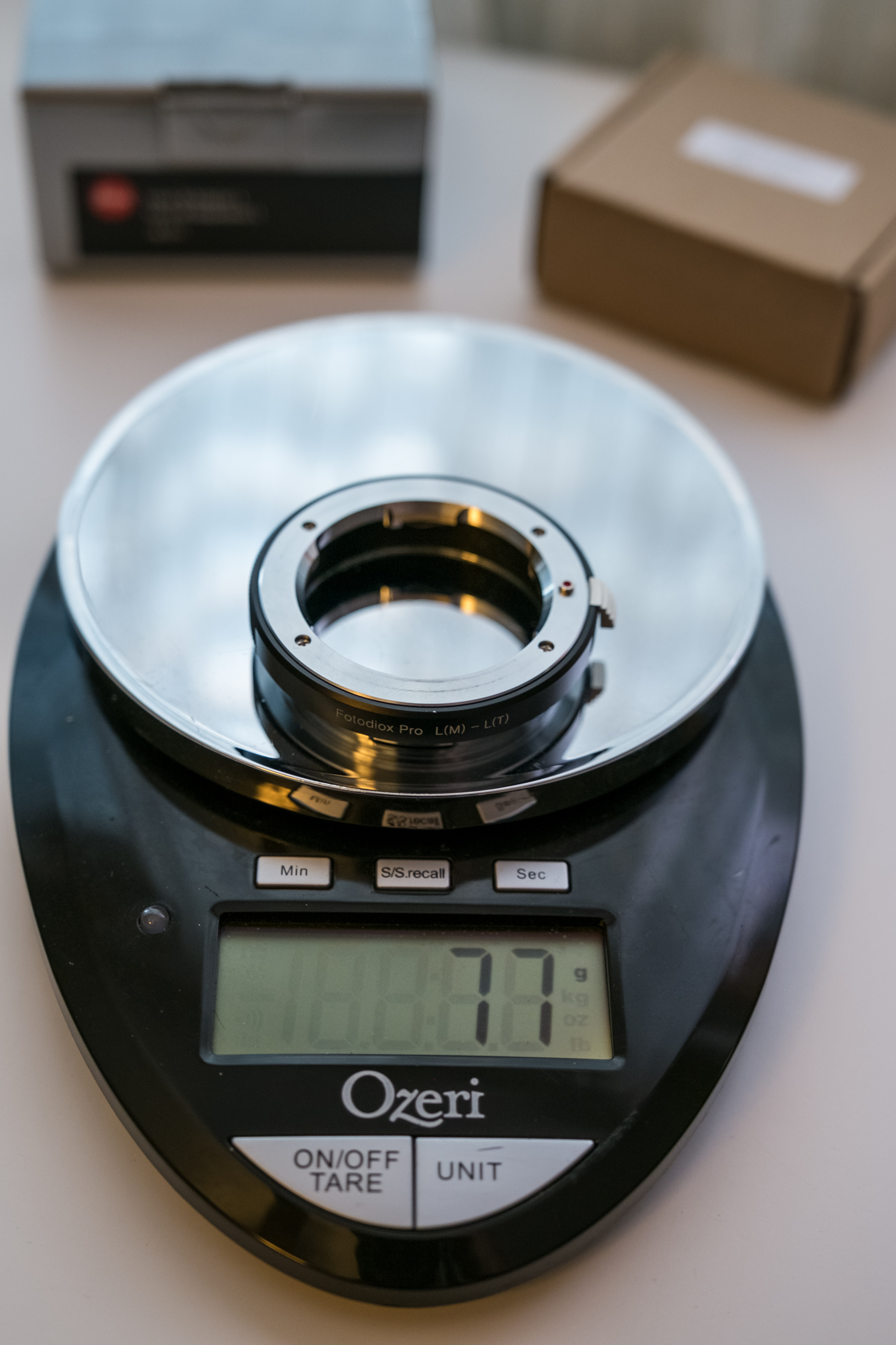 Fotodiox Pro; 77 grams